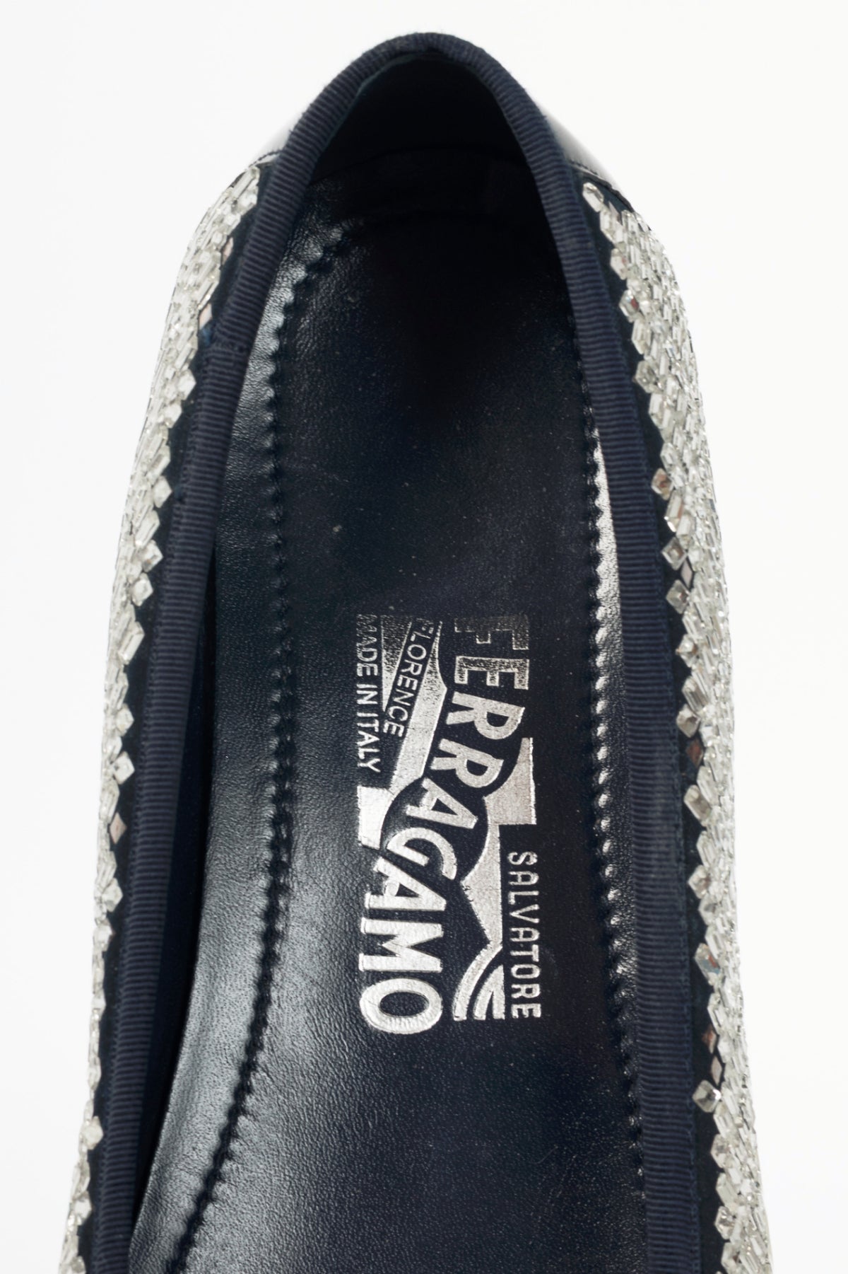 Salvatore Ferragamo Ruffina Navy Embellished Bow Flats