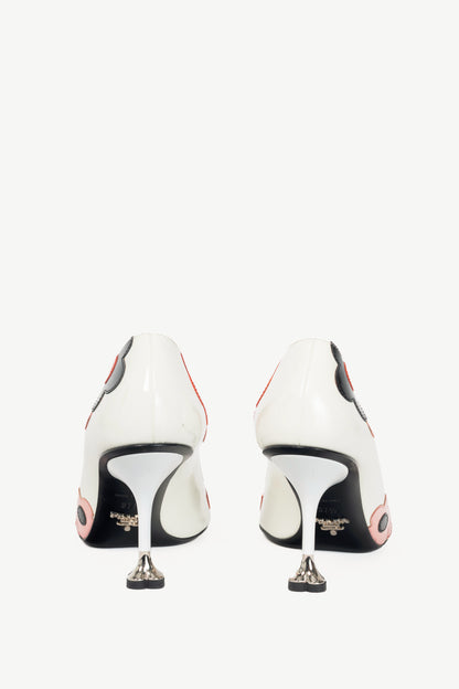Prada R17 Bianco & Lacca Vernice Fiori Applique Pumps
