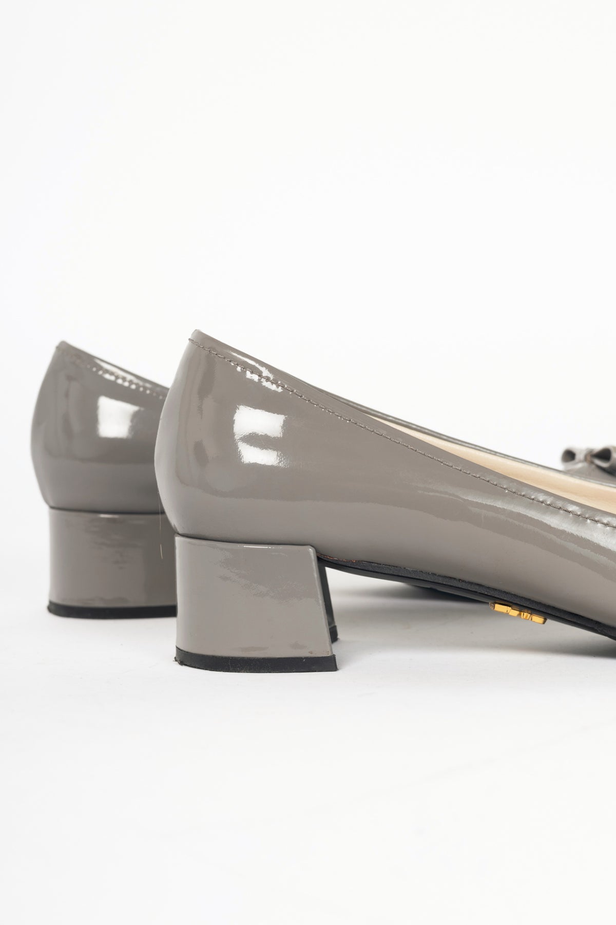 Prada Grey Patent-Leather Bow Block-Heel Pumps