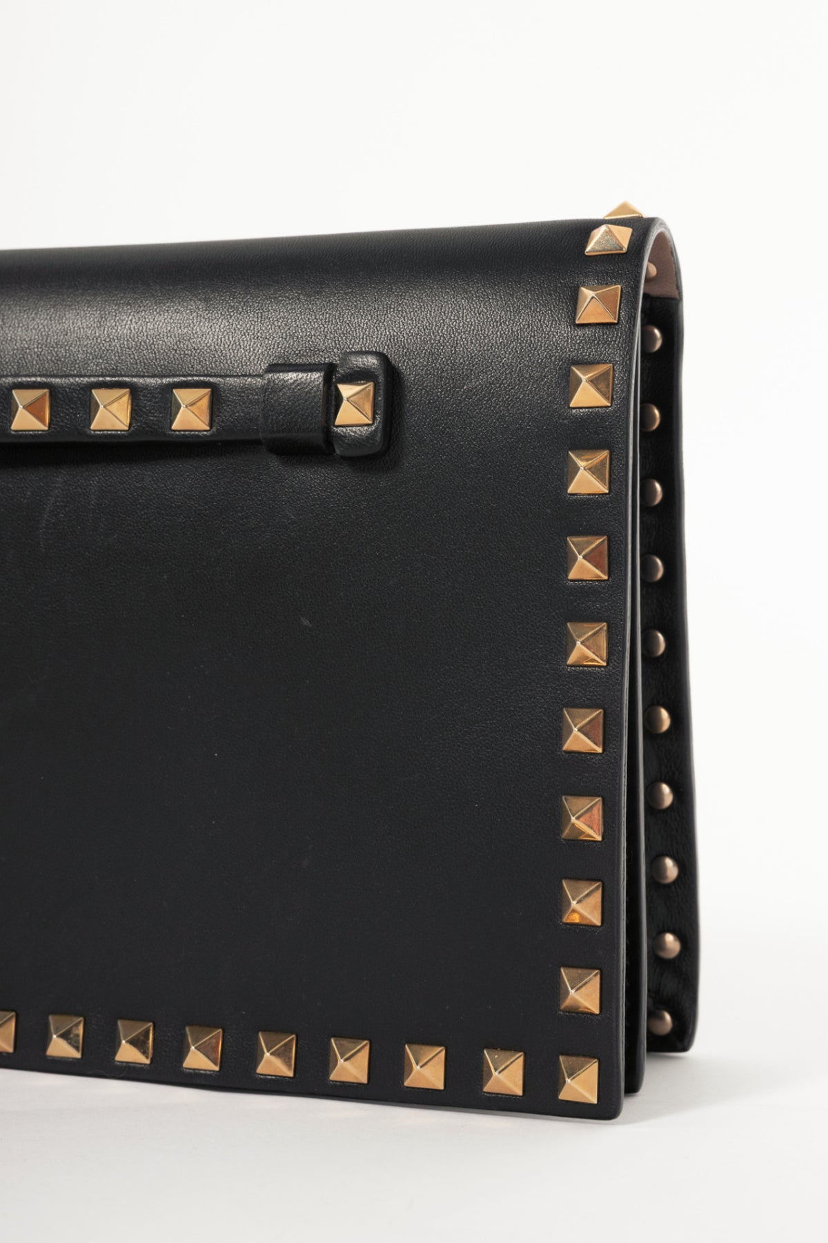 Valentino Garavani Nero Nappa Leather Rockstud Wristlet Clutch