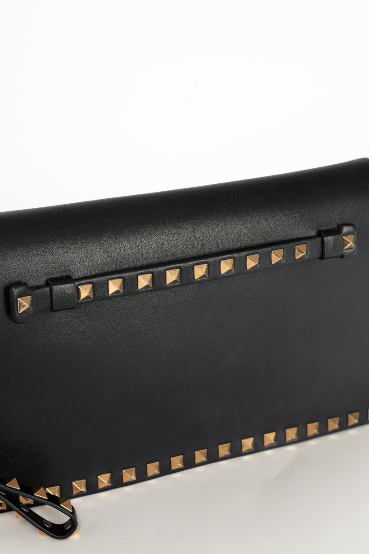Valentino Garavani Nero Nappa Leather Rockstud Wristlet Clutch