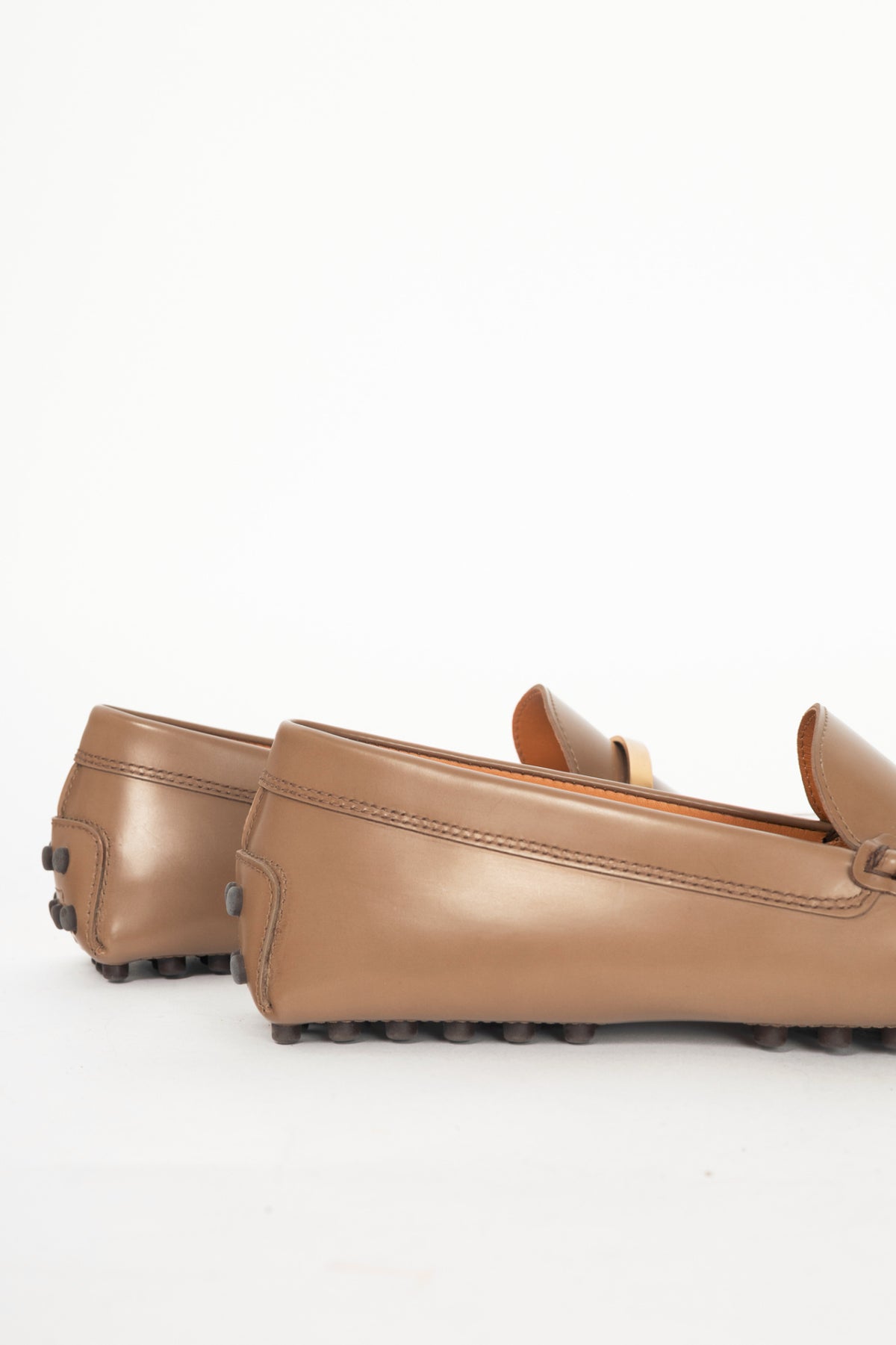 Tod's Gommino Brown Buffed Leather Logo-Bar Driving Shoes