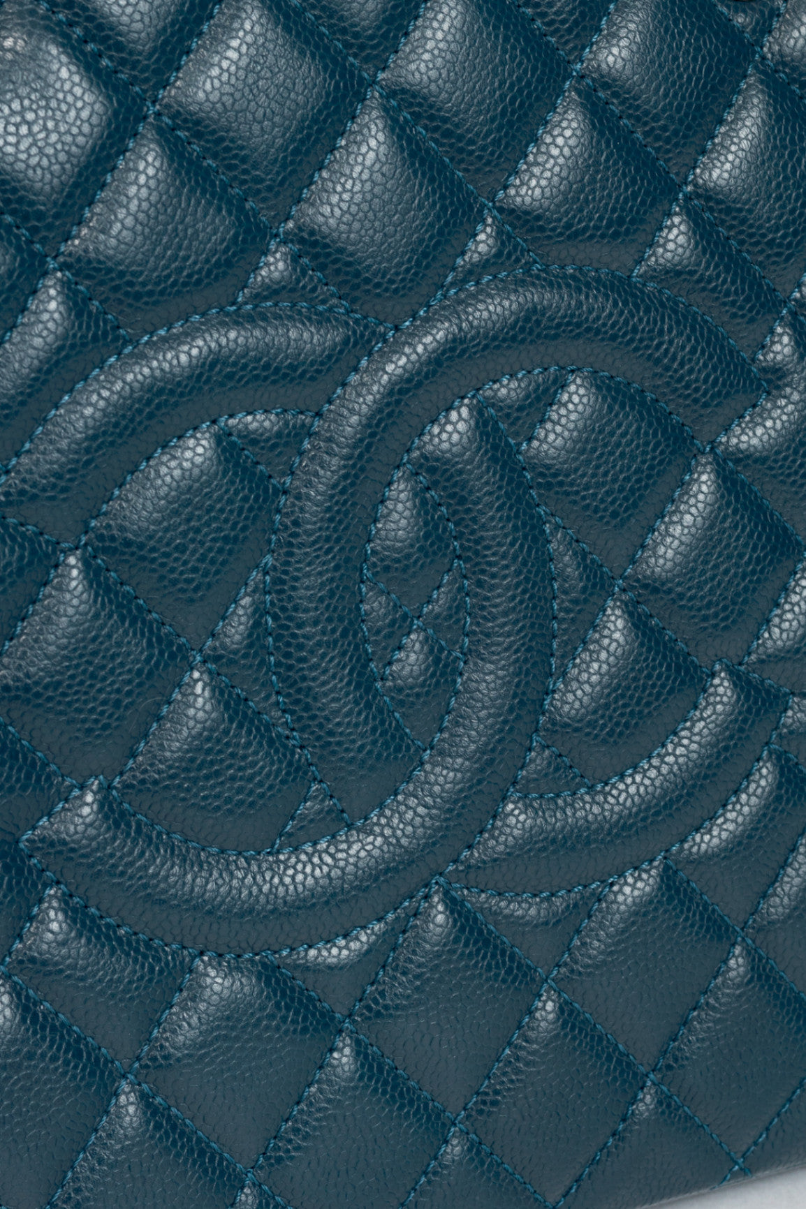 Chanel 11A Grand Shopping Bleu Fonce Caviar Quilted CC Tote
