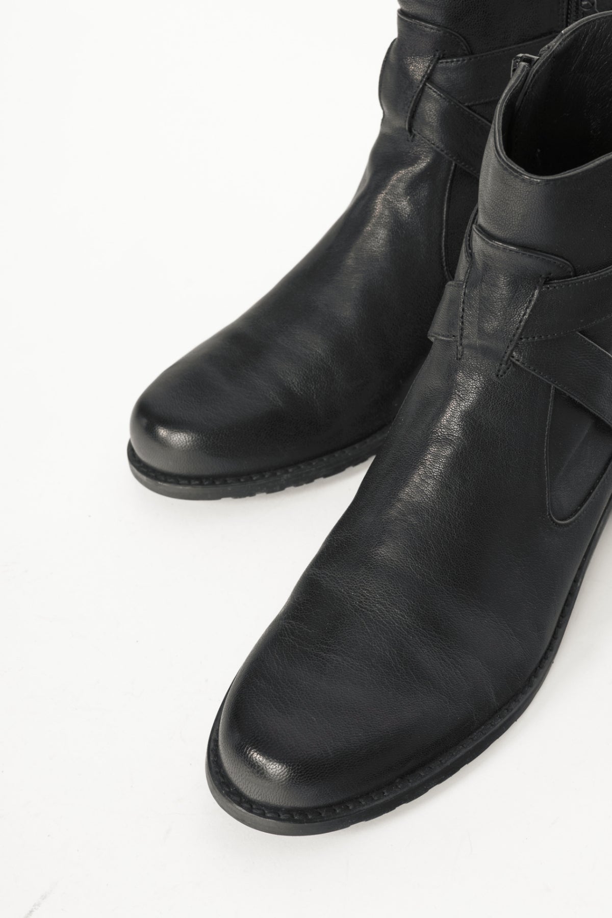Stuart Weitzman Walkin Black Vecchio Nappa Buckled Ankle Boots