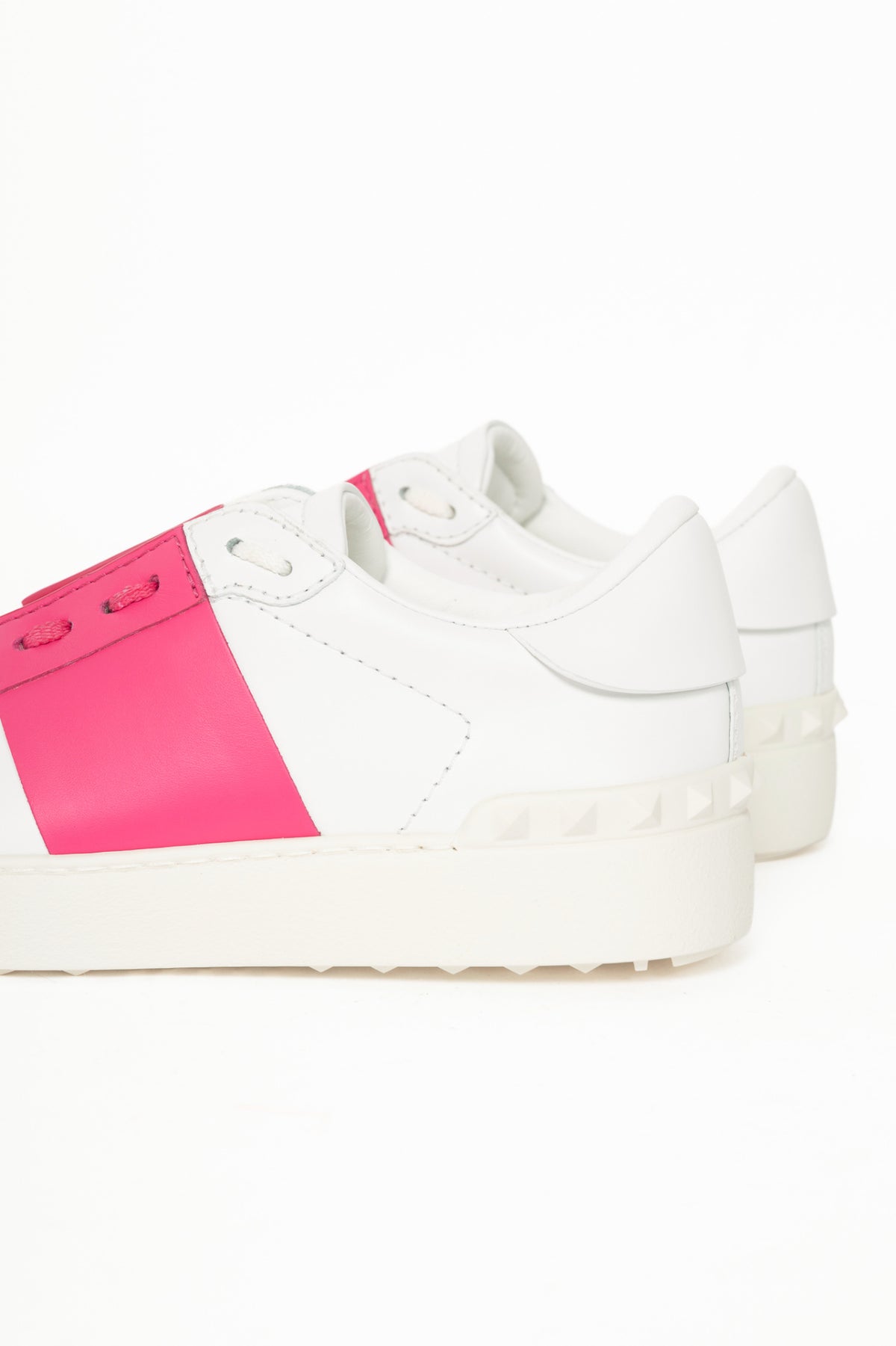 Valentino Garavani Open Bianco & Pink Stripe Low-Top Rockstud Sneakers