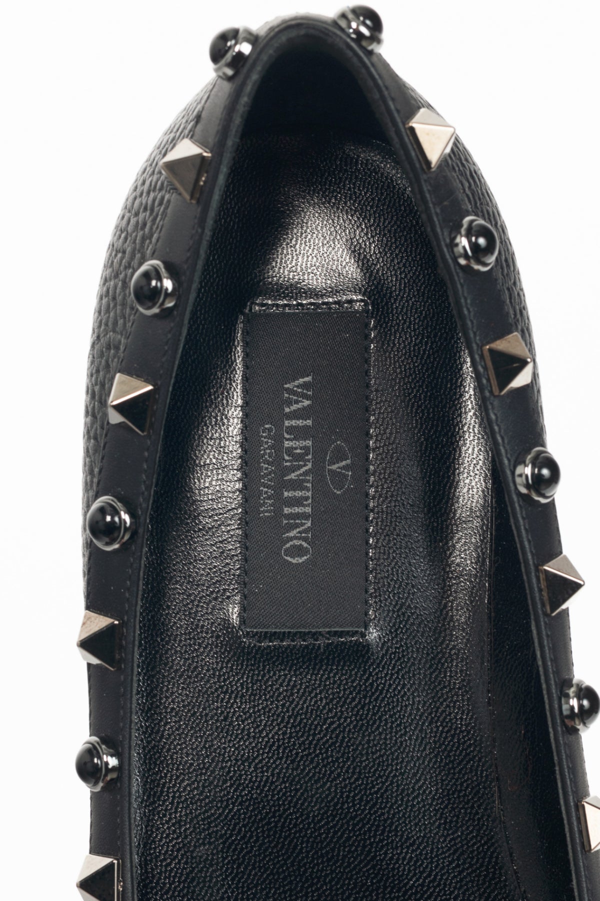Valentino Garavani Noir Rockstud Rolling Pointed-Toe Flats