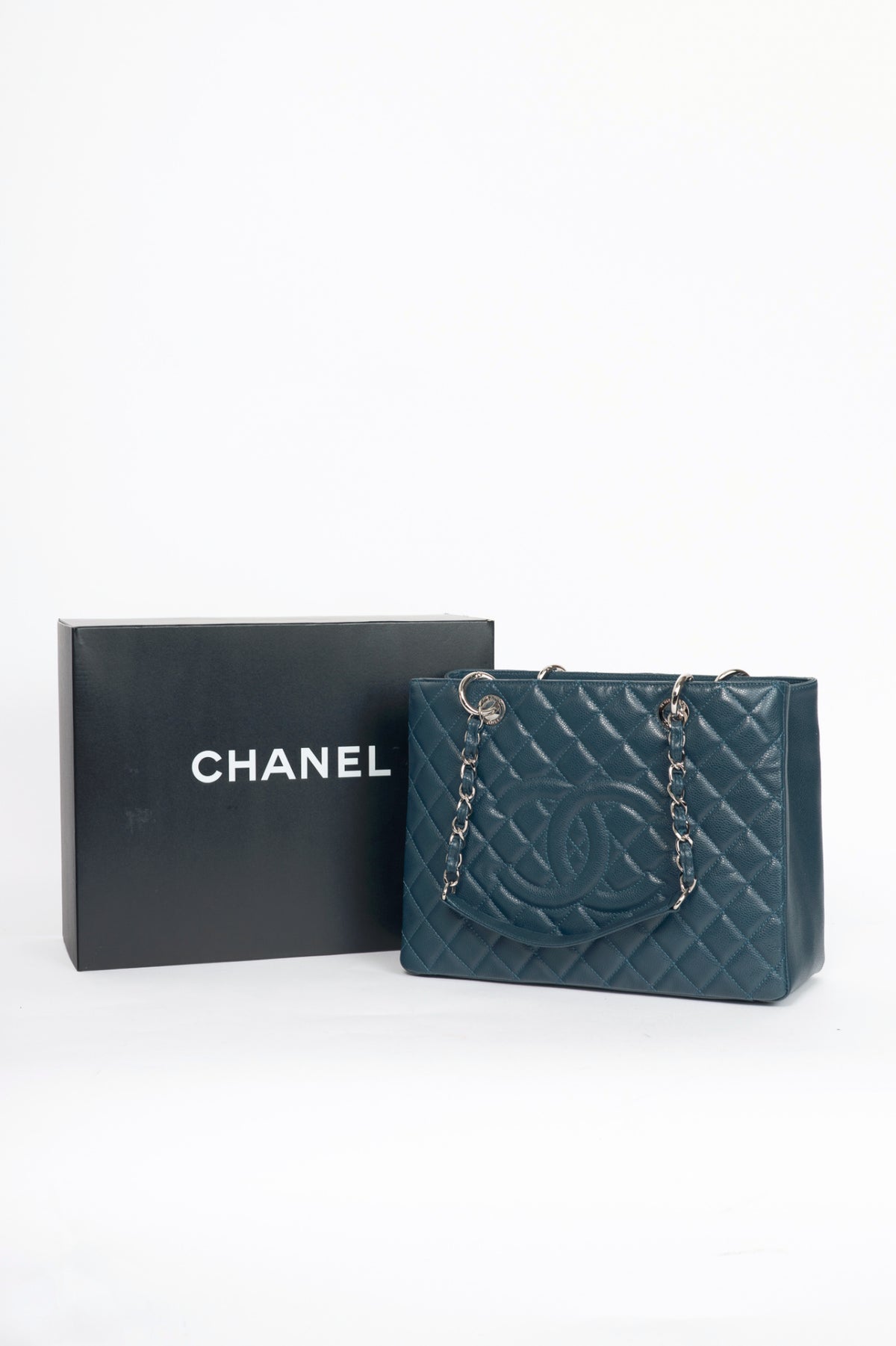 Chanel 11A Grand Shopping Bleu Fonce Caviar Quilted CC Tote