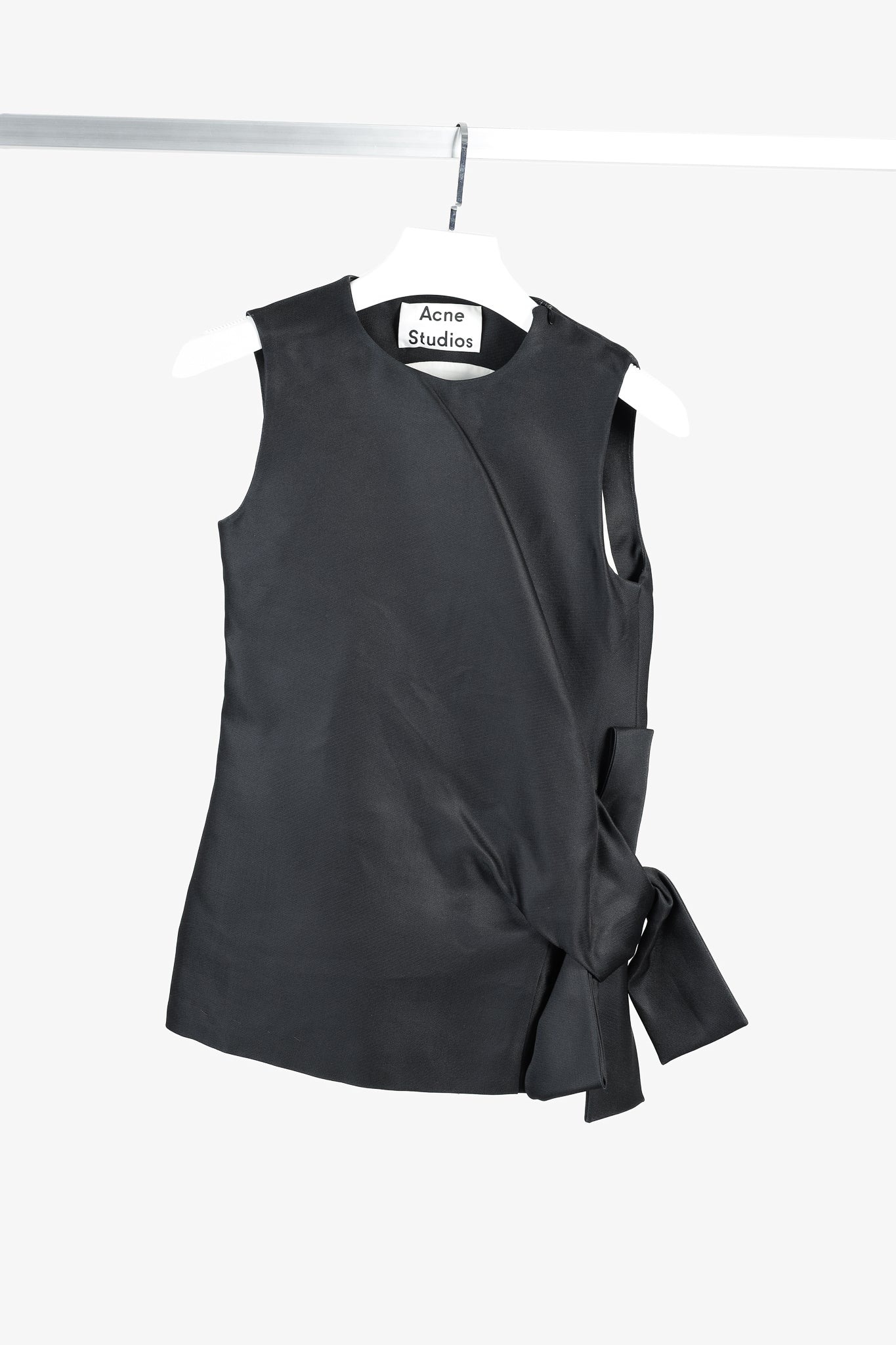 Acne Studios Capron H Silk Black Silk Sleeveless Bow Top