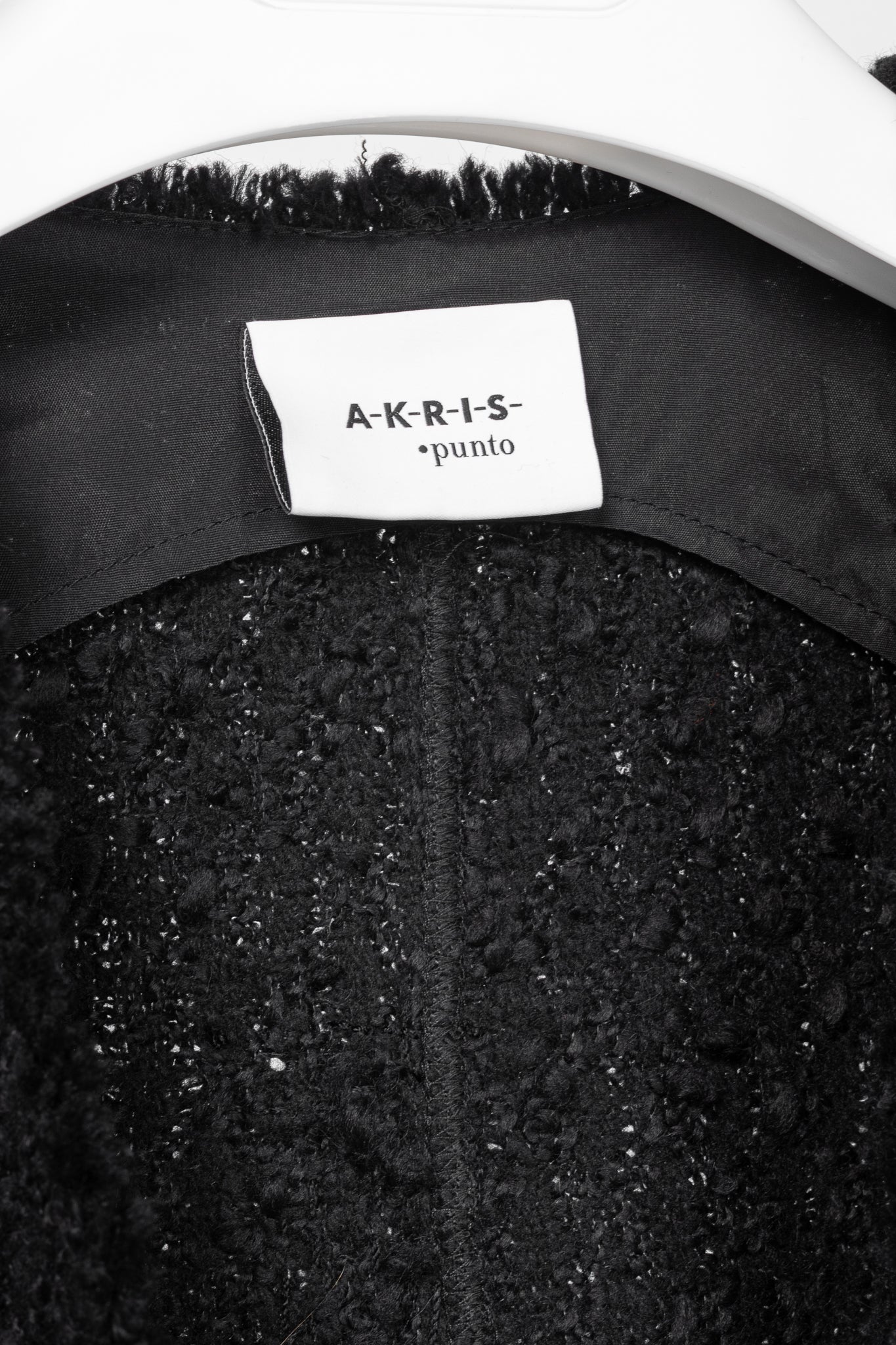 Akris Punto Black Wool-Blend Boucle-Tweed Fringe Draped Open-Front Jacket