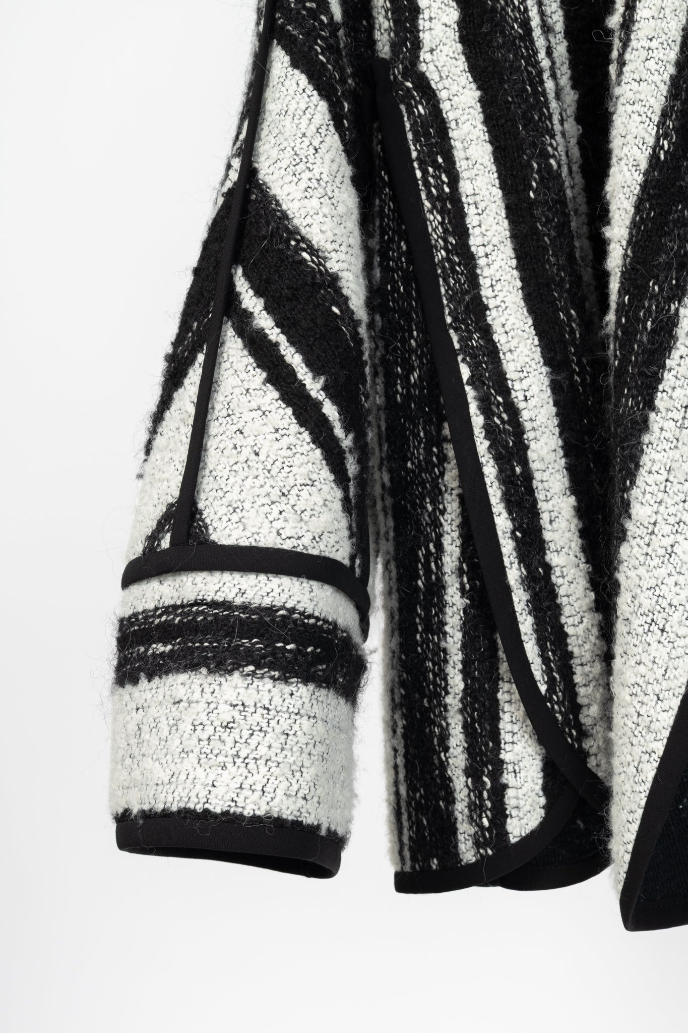 Akris Punto White & Black Striped Cotton Boucle-Tweed Jacket