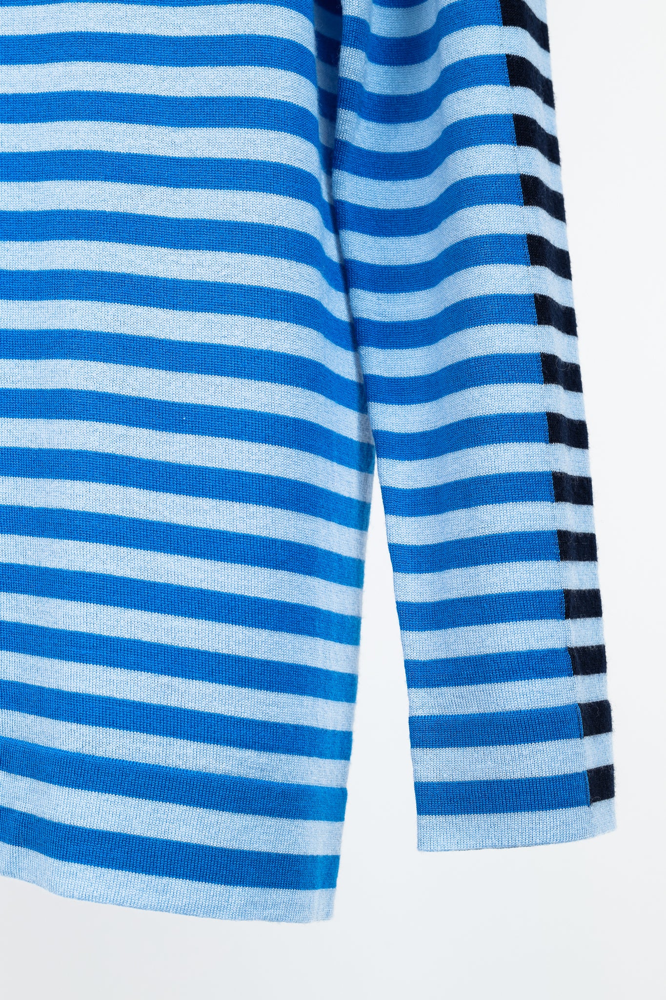 Akris Punto Blue Striped Wool Sweater