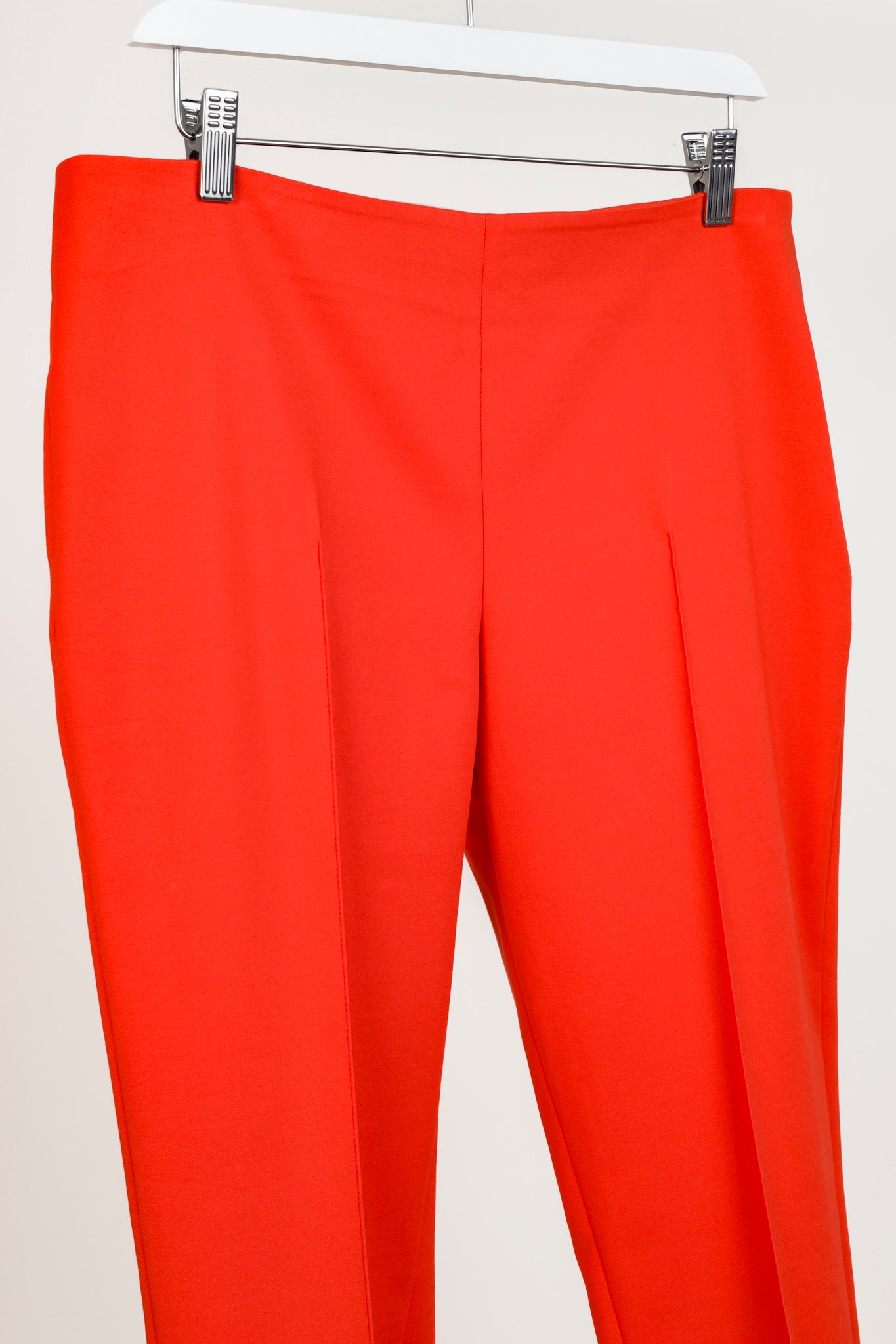 Akris Melissa Hibiscus Cigarette Pants