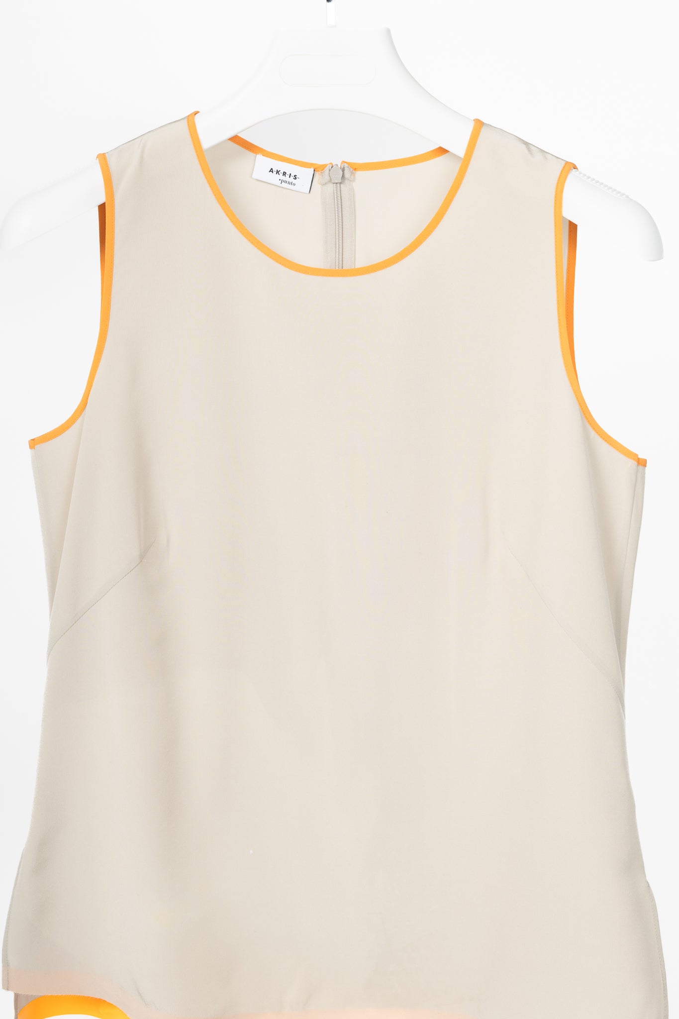 Akris Punto Grey Silk Crepe de Chine Piped Tank