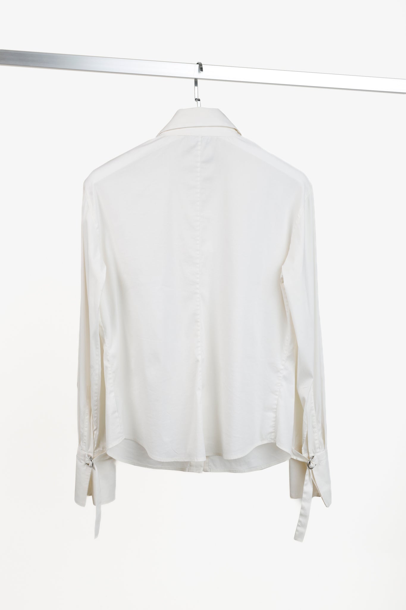 Akris White Zippered Shirt with Belted Collar and Cuffs