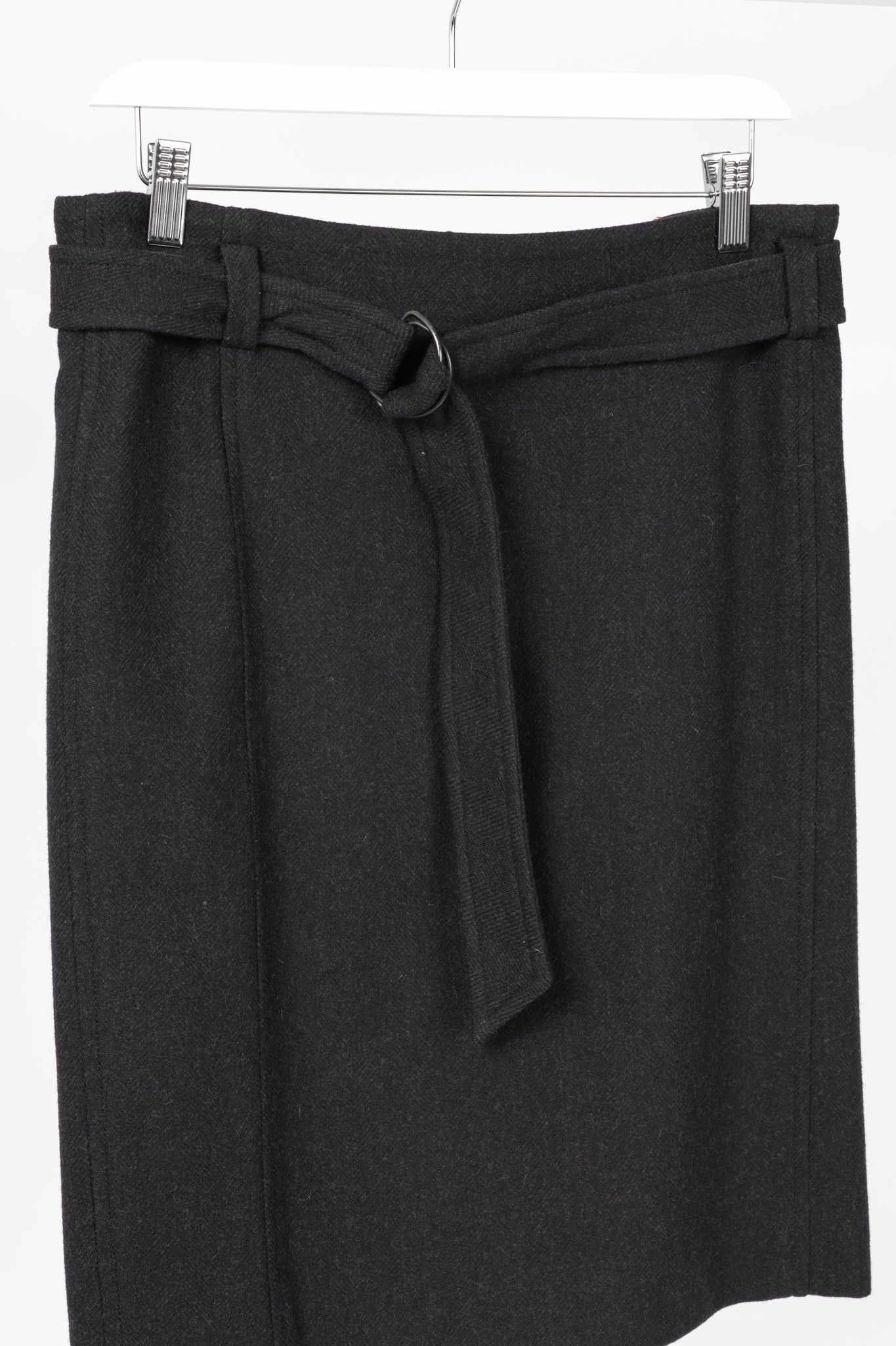 Akris Punto Charcoal Wool Herringbone-Flannel Belted Pencil Skirt