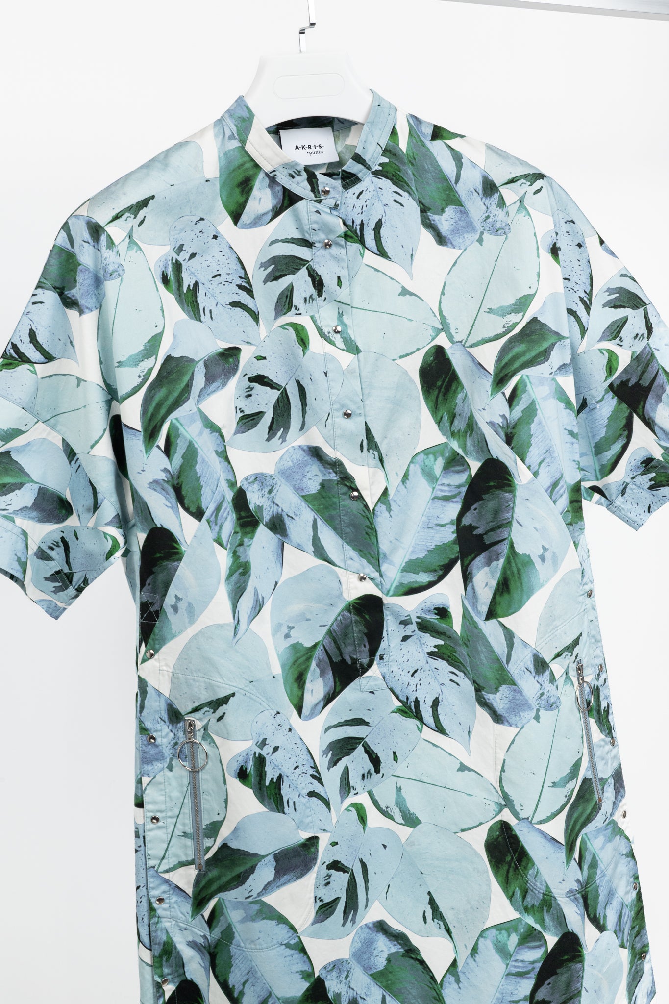 Akris Punto "Bleached Denim" Tropical Leaves-Print Cotton Poplin Shift Dress