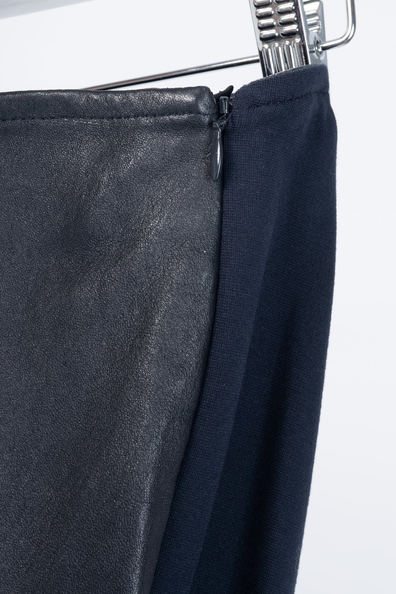 Akris Punto Navy Leather & Ponte Combo Leggings