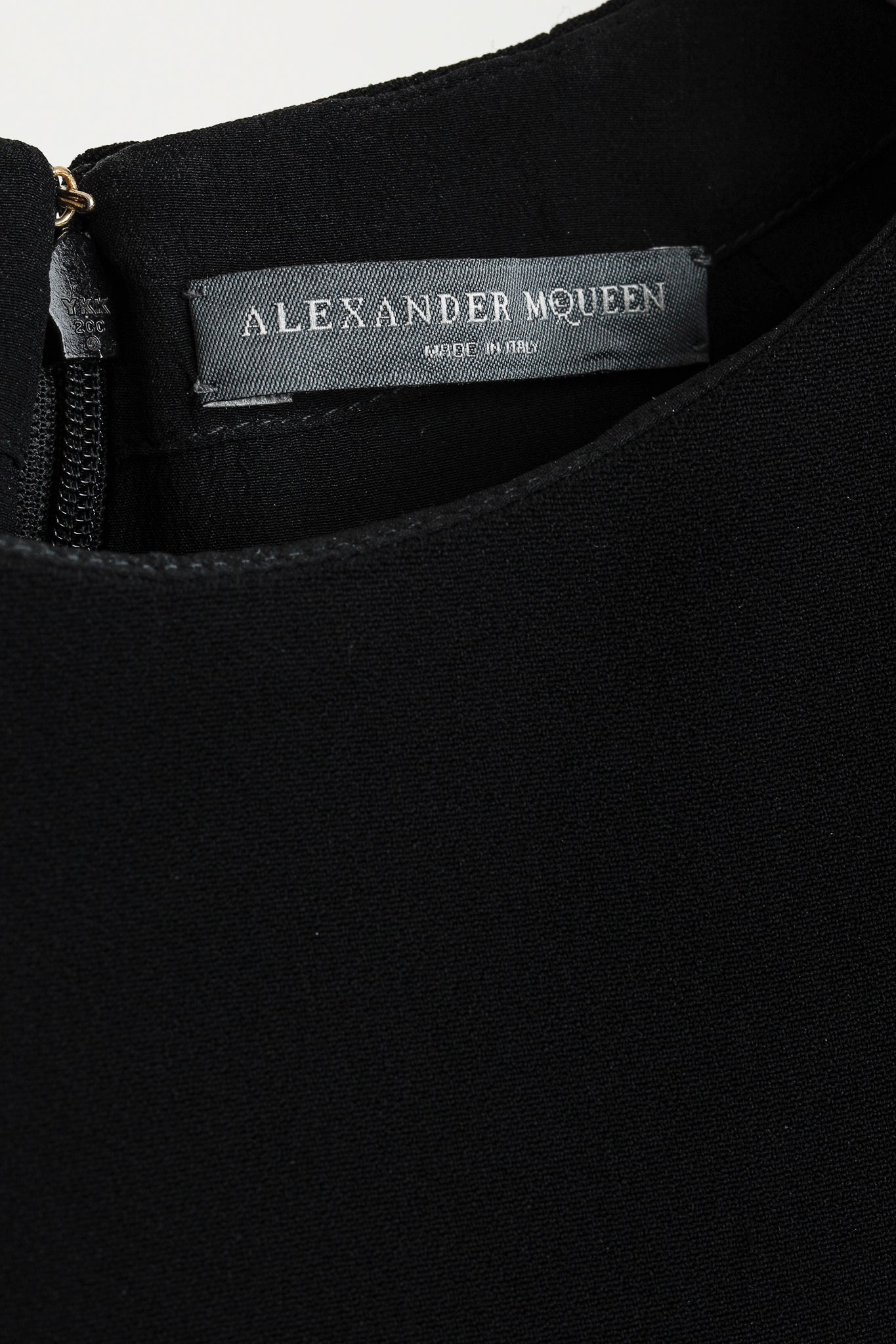 Alexander McQueen PF/16 Black Cady Short-Sleeve Knee-Length Dress