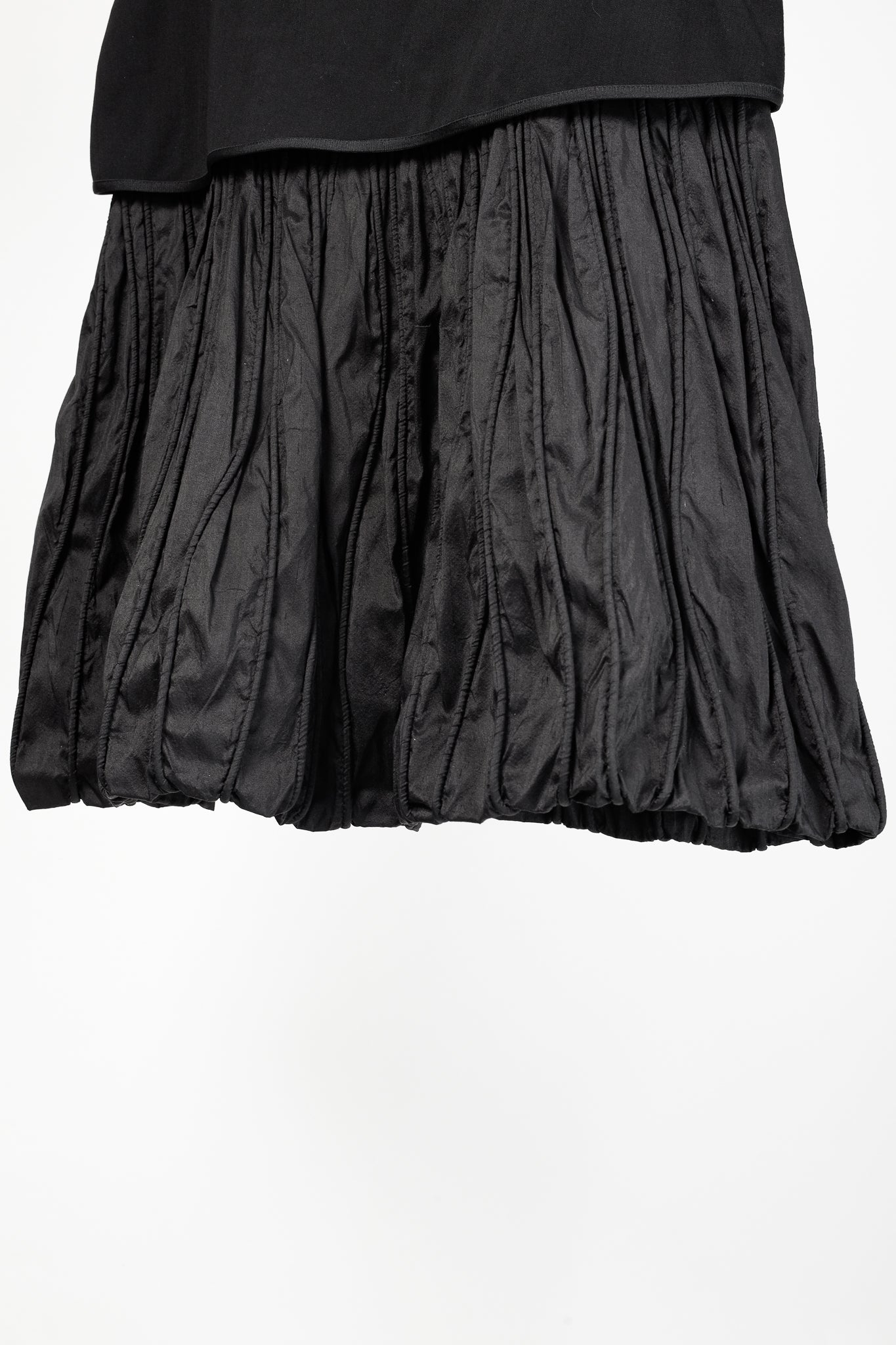 Annette Gortz AW/10 Jil Black Textured-Silk Bubble-Hem Skirt