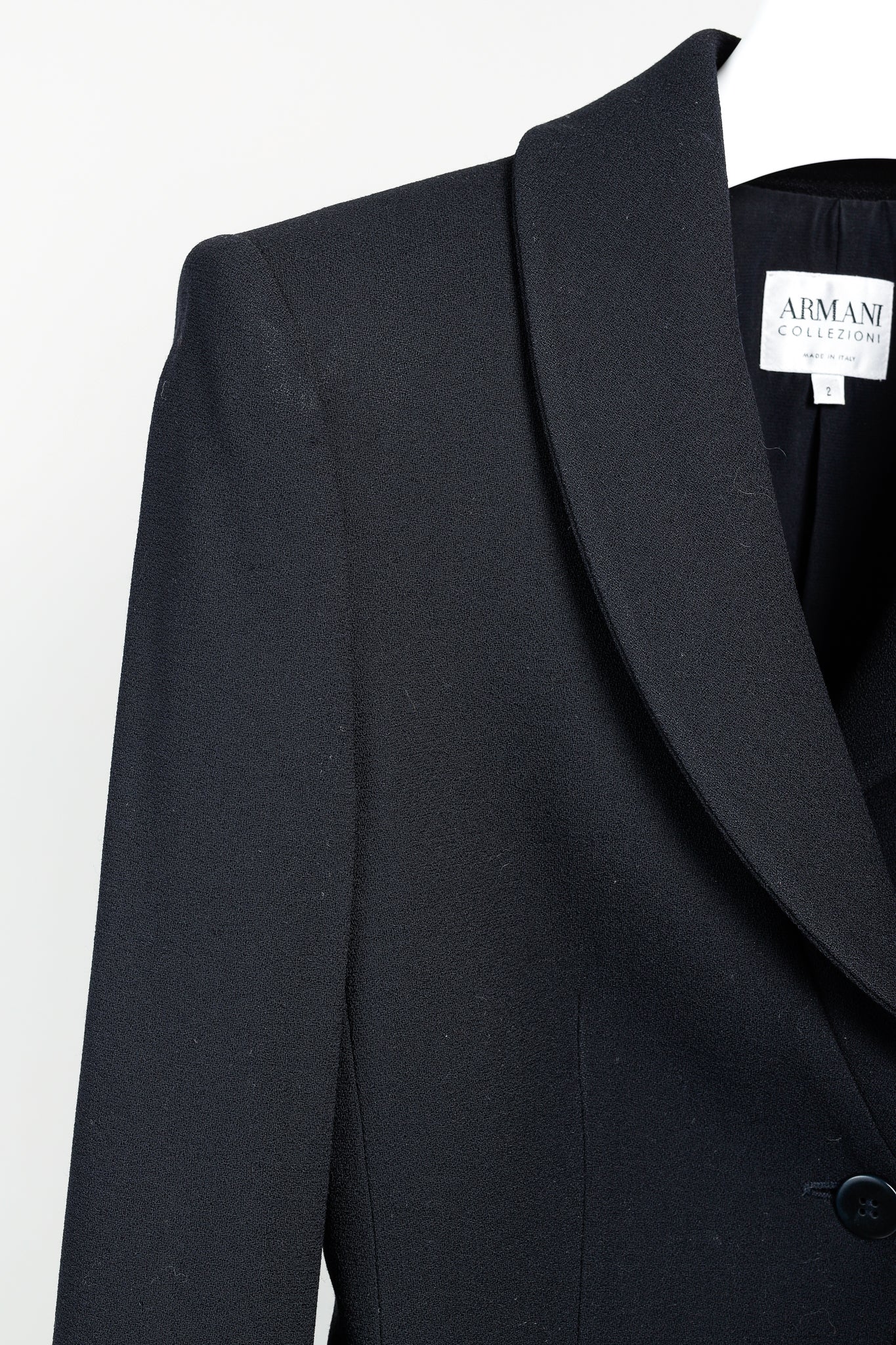 Armani Collezioni 2001 Vintage Minimalist Shawl Collar Navy Wool Blazer