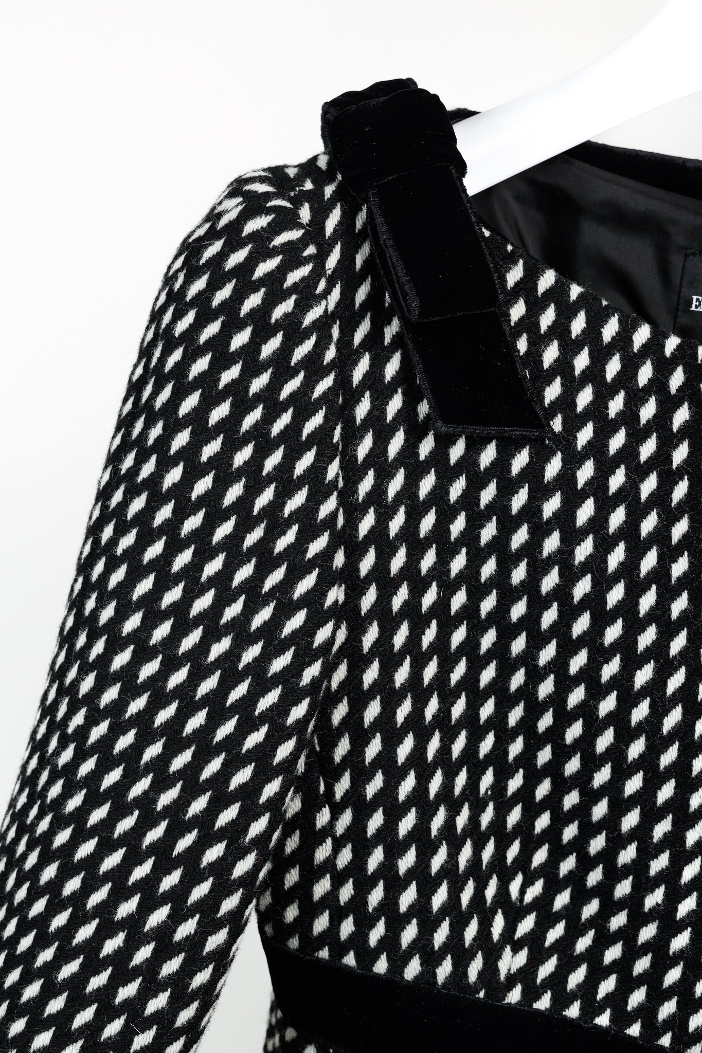 Emporio Armani 2006 Black White Velvet Bow Trimmed Wool Jacket