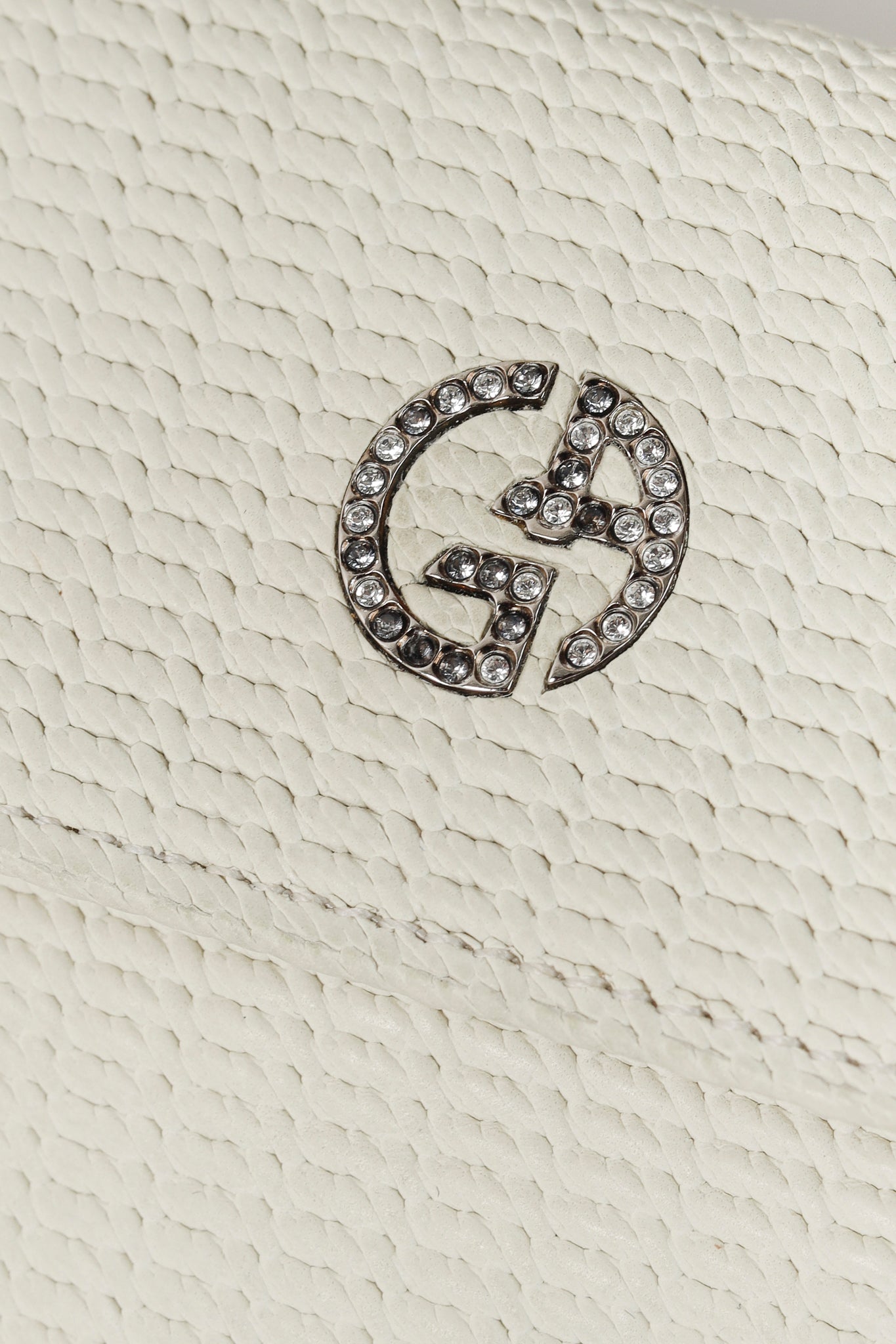 Giorgio Armani Cream Textured-Faux-Leather Crystal-Logo Compact Wallet