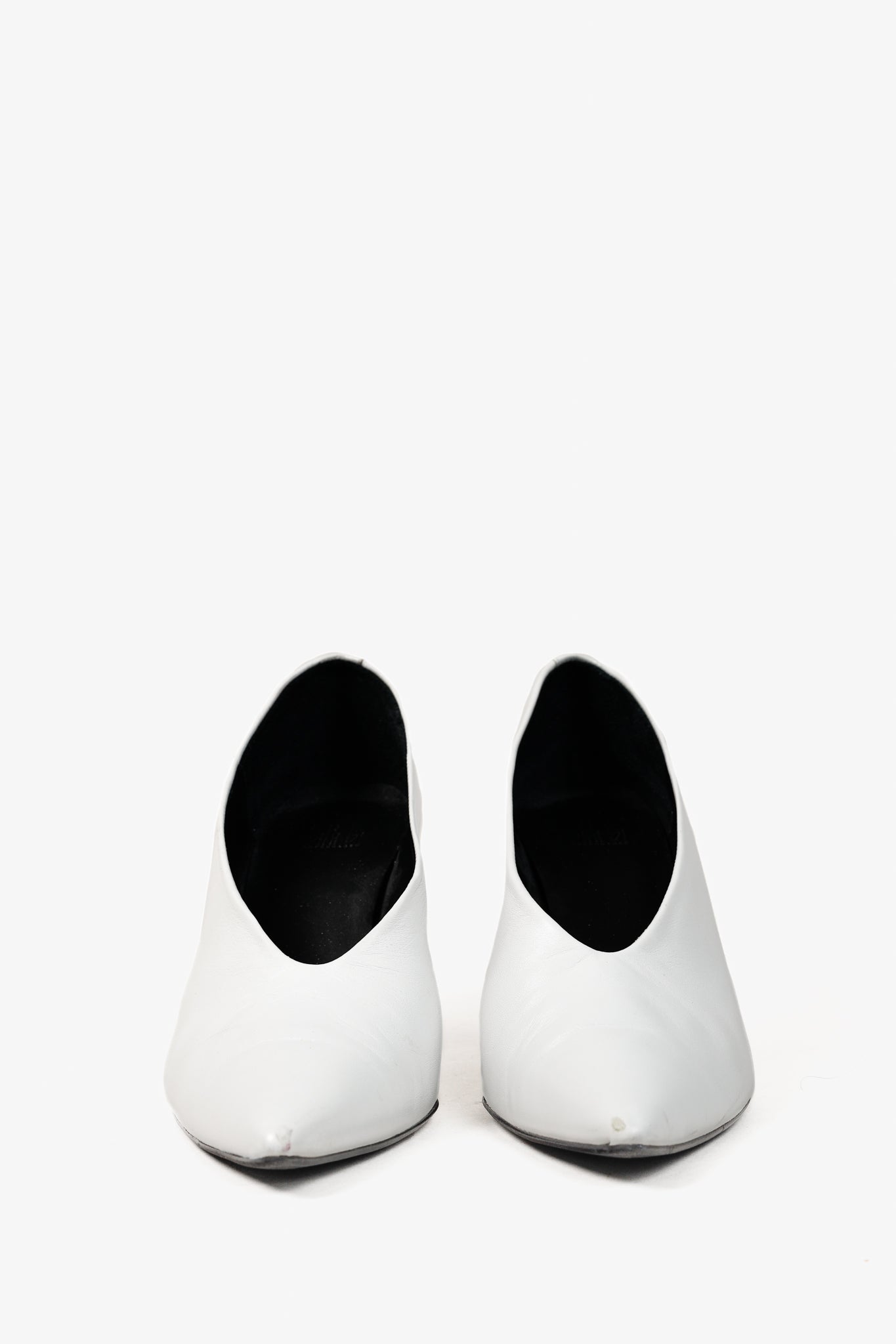 Billi Bi White Leather Pointed-Toe Pumps