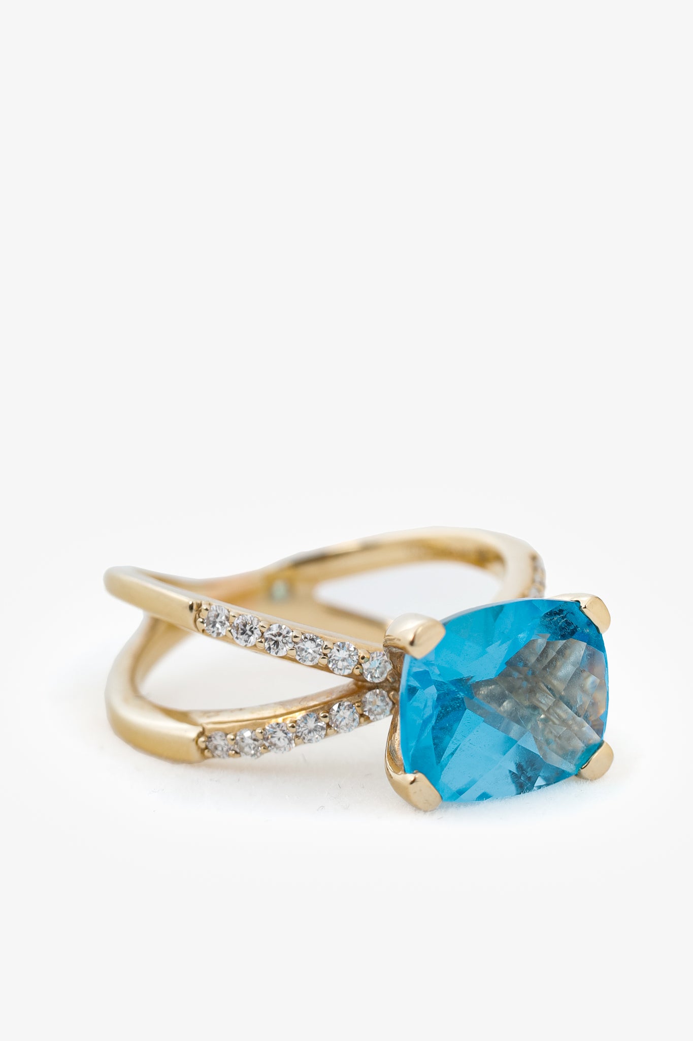 14K Yellow Gold & Blue Topaz Ring