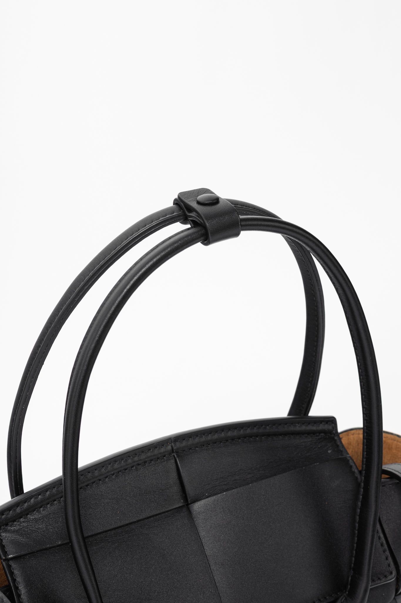 Bottega Veneta Mini Arco 29 Black Intrecciato Tote