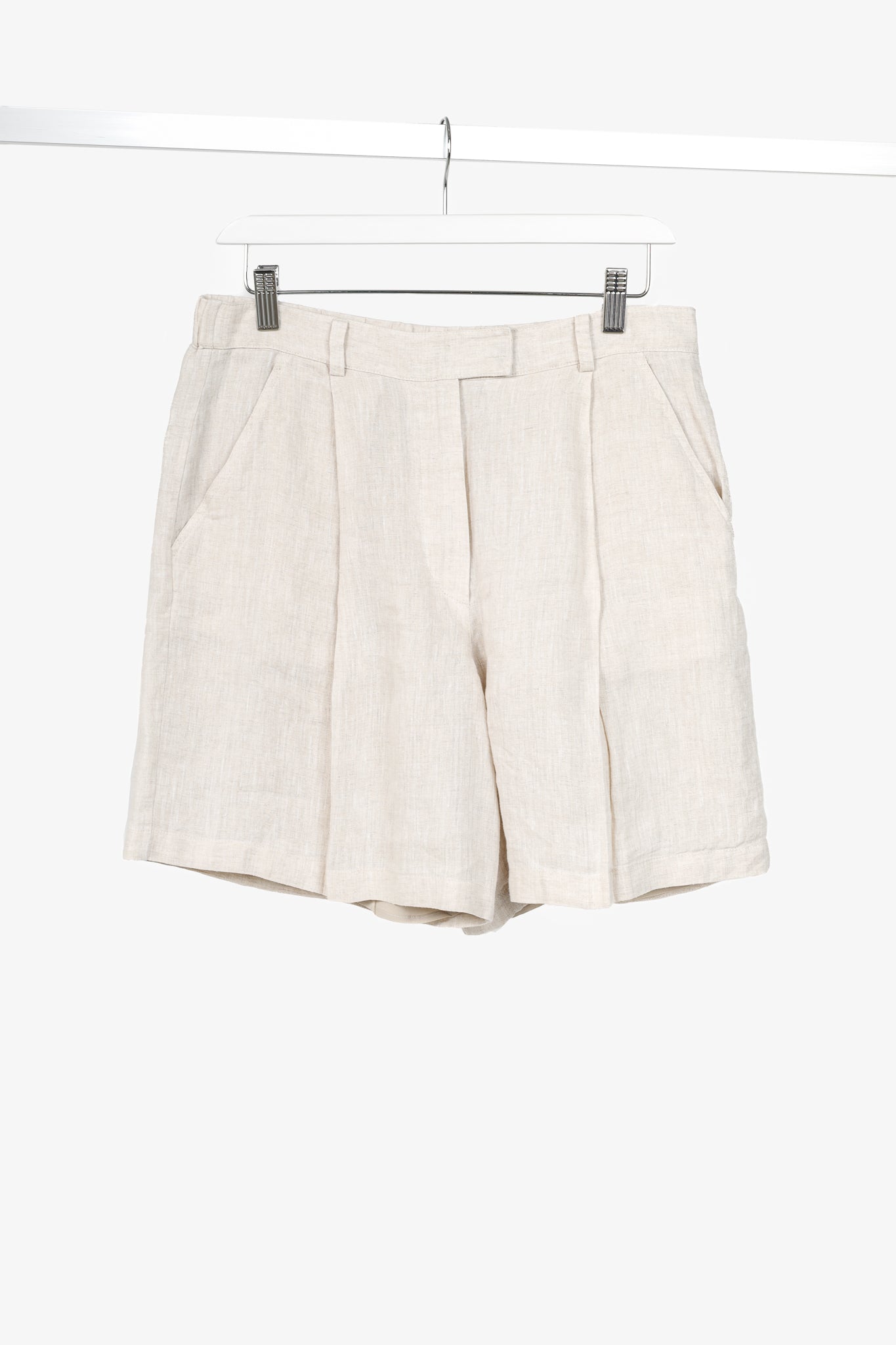 Brunello Cucinelli Beige Linen Pleat-Front Shorts