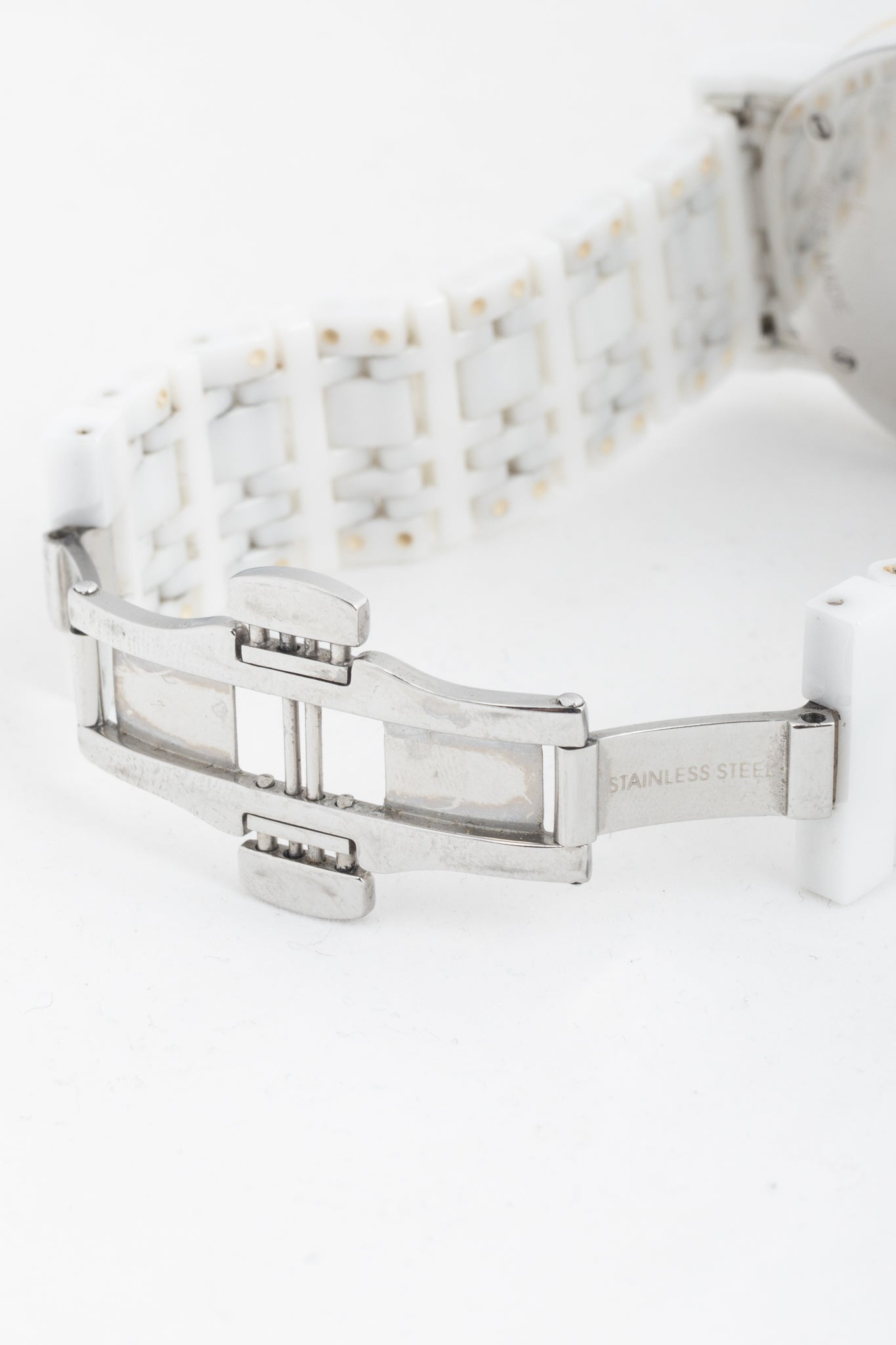 Burberry AW11 BU1870 White Ceramic Check-Dial Watch