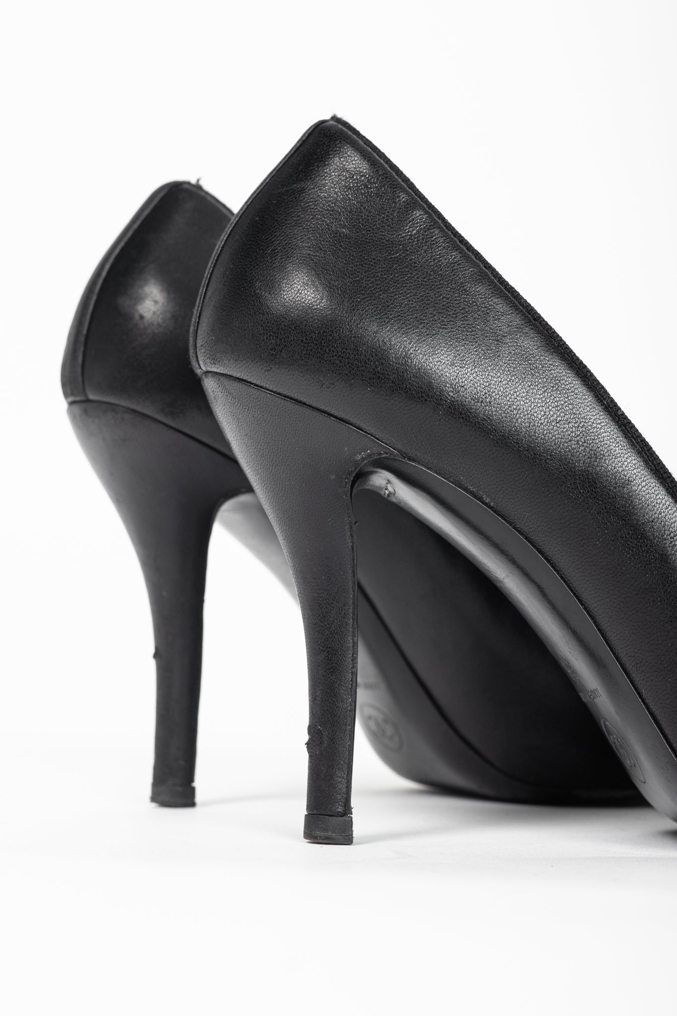 Chanel Black Leather CC-Cap-Toe Bow Pumps