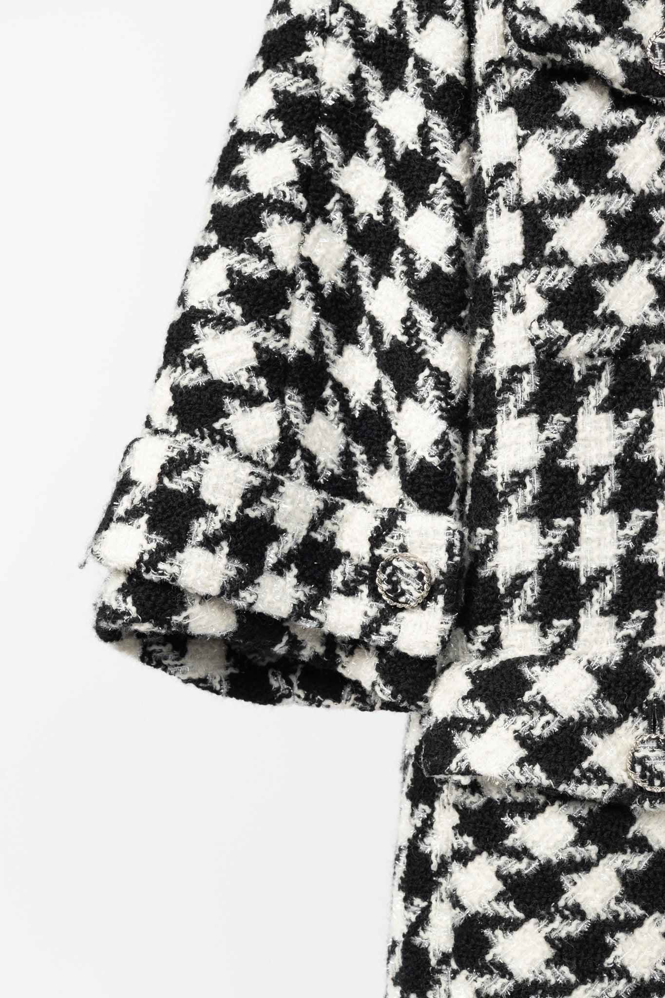 Chanel AW/19 Runway White & Black Houndstooth Wool-Tweed Coat