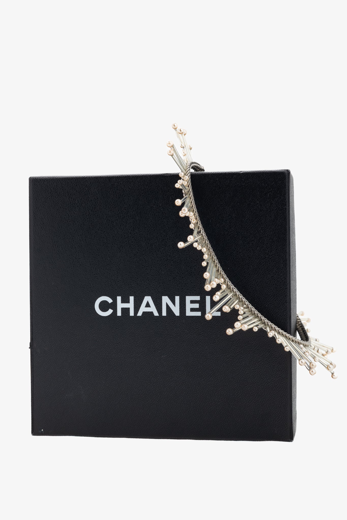 Chanel 98P Silver-Tone Faux-Pearl-Embellished Chain Choker Necklace