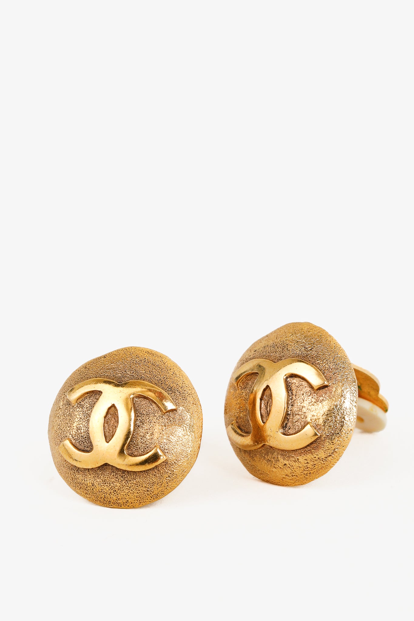 Chanel Gold-Tone Round Interlocking CC Clip-On Earrings