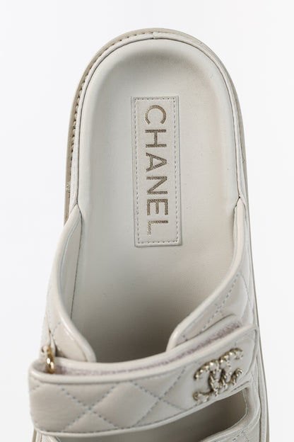 Chanel Light-Grey Lambskin Quilted CC Chain Dad Sandals