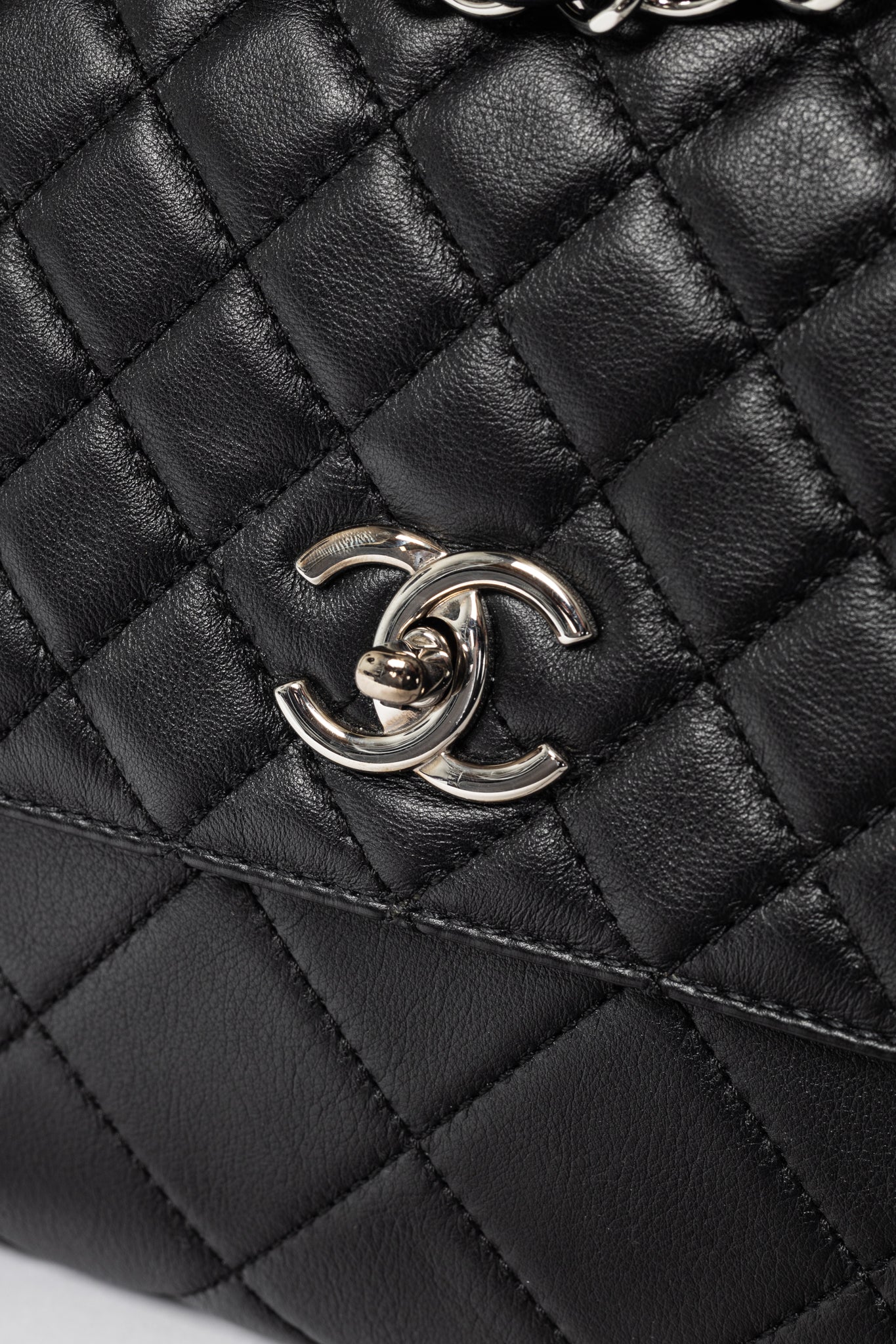 Chanel 12C In the Business Flap Noir Leather Quilted Shoulder Bag