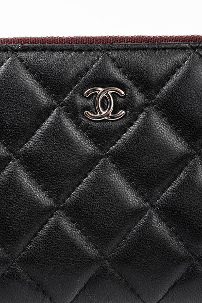 Chanel Black Lambskin Classic Zipped O Pouch
