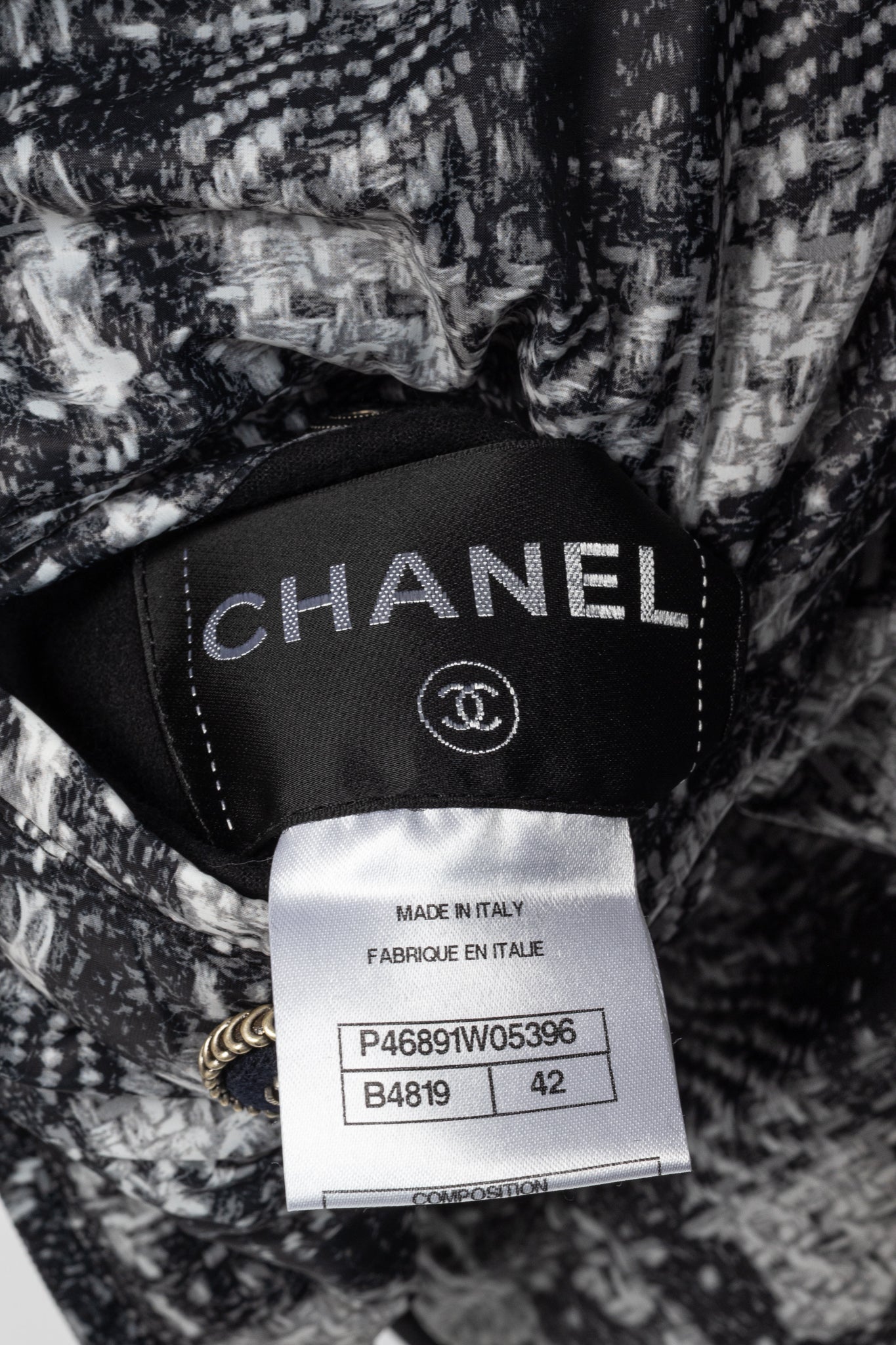 Chanel Reversible Grey Tweed-Printed & Black Nylon Jacket