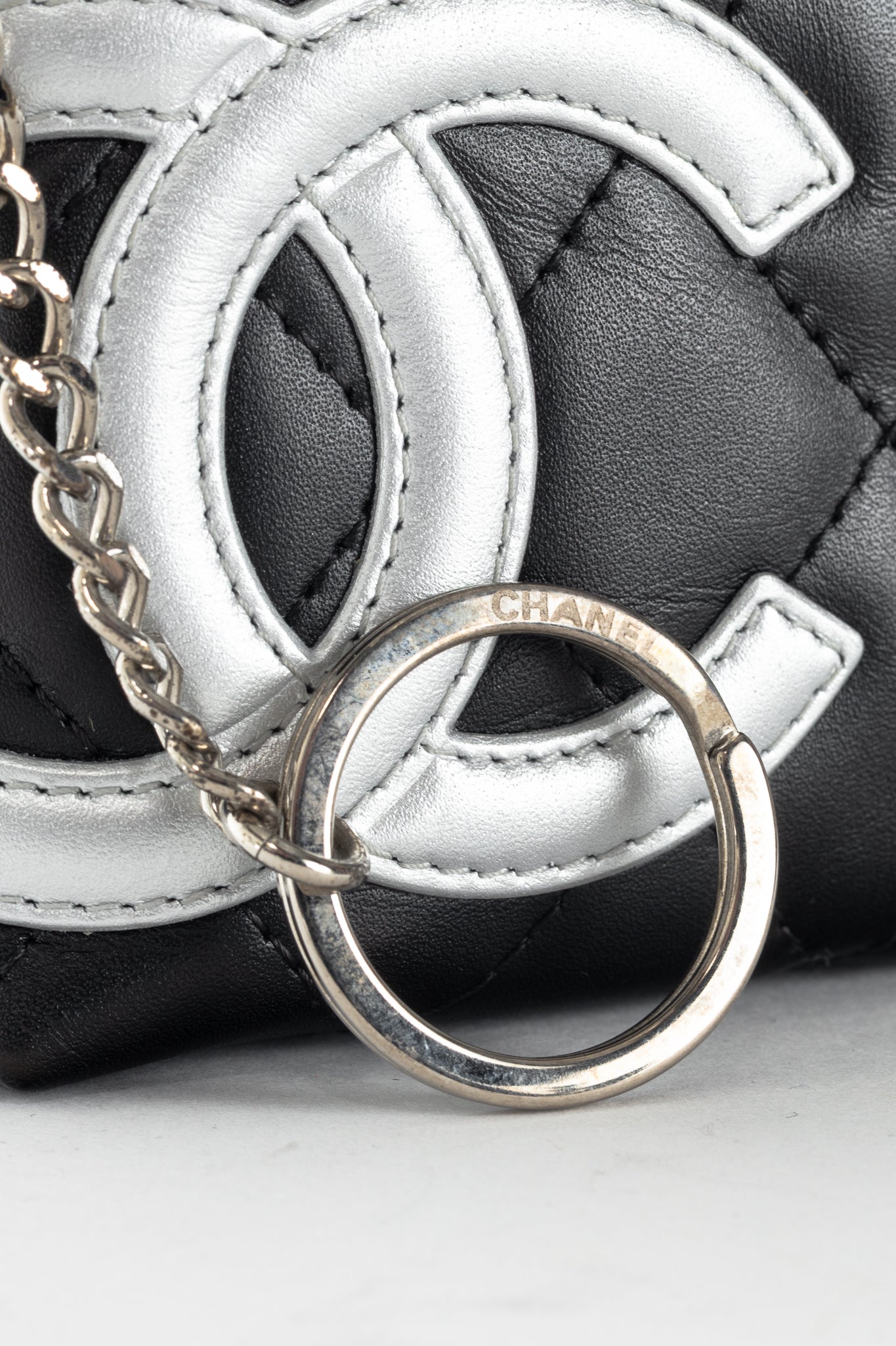 Chanel 12C Noir & Argen Cambon CC Quilted Card Case
