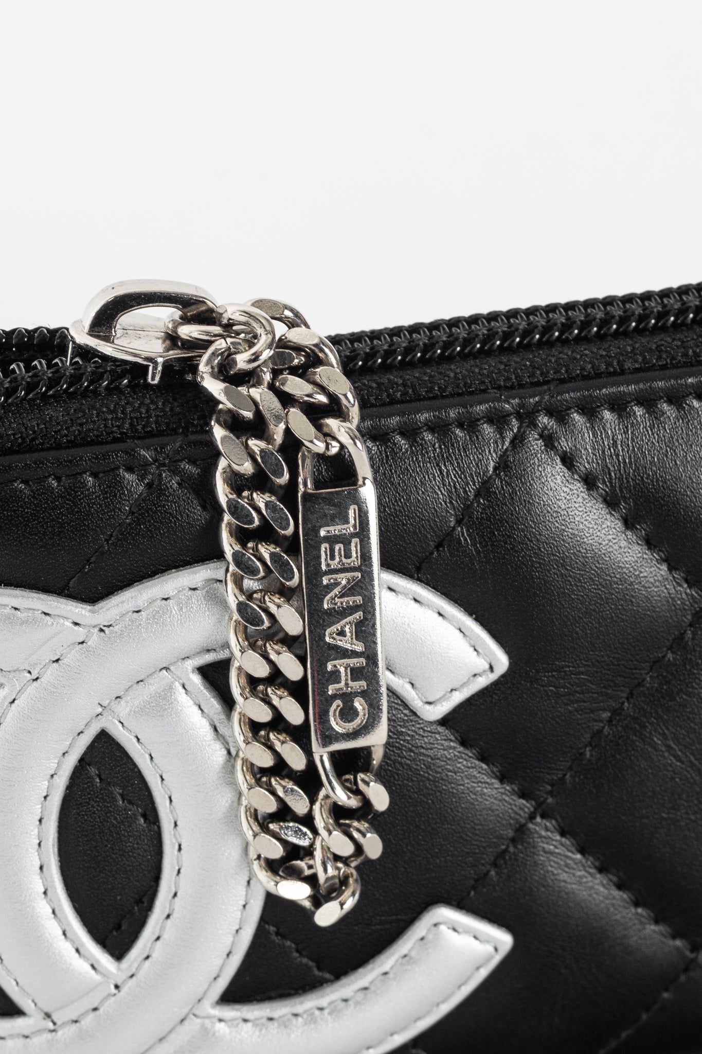 Chanel 12C Noir & Argen Cambon CC Quilted Card Case