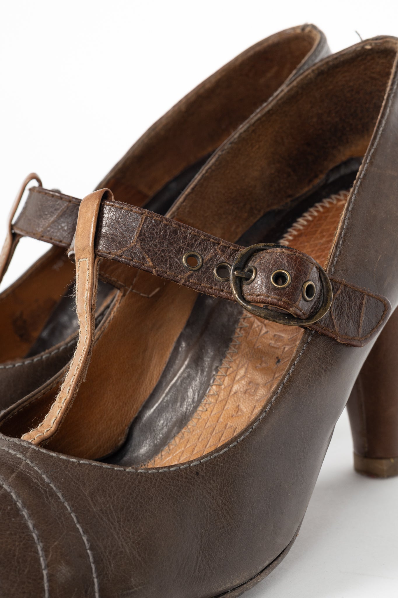 Chie Mihara Brown Quilted T-Strap Mary Jane Pumps
