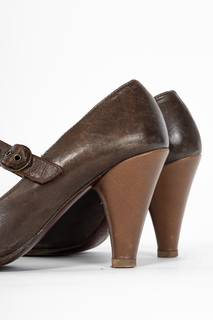 Chie Mihara Brown Quilted T-Strap Mary Jane Pumps