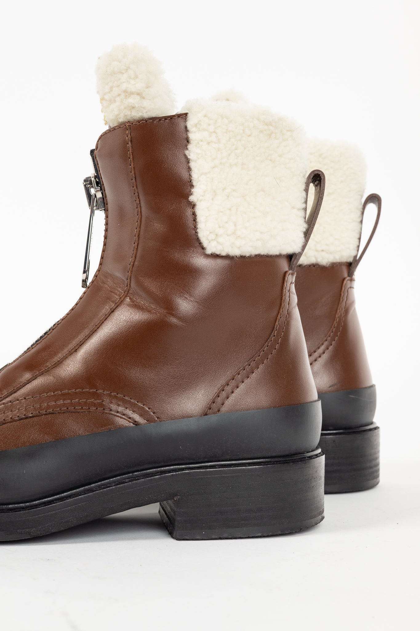 Chloe Roy Bark Brown Leather Zip-Front Shearling Boots