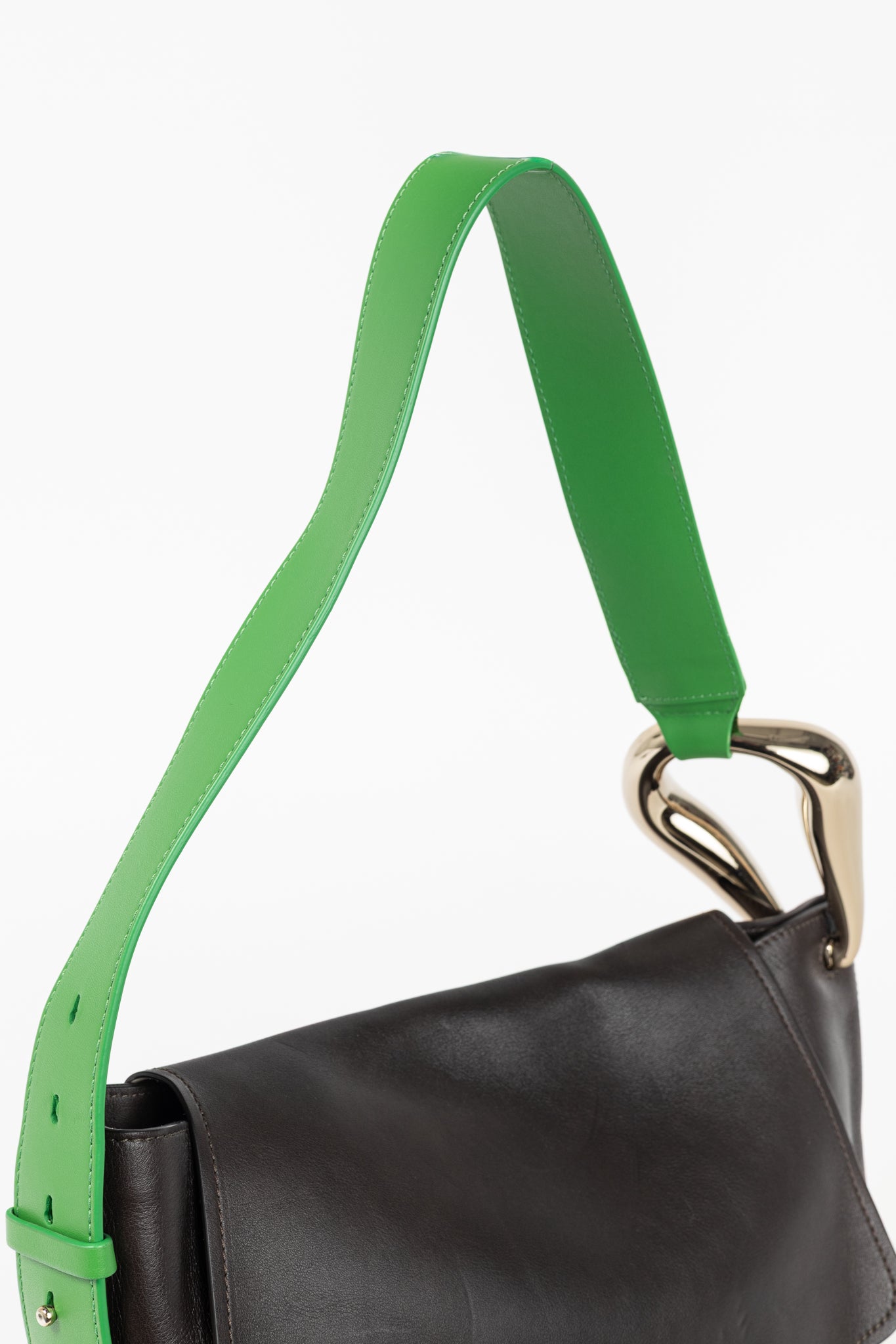 Chloe Kiss "Off Brown" Leather Green-Strap Shoulder Bag