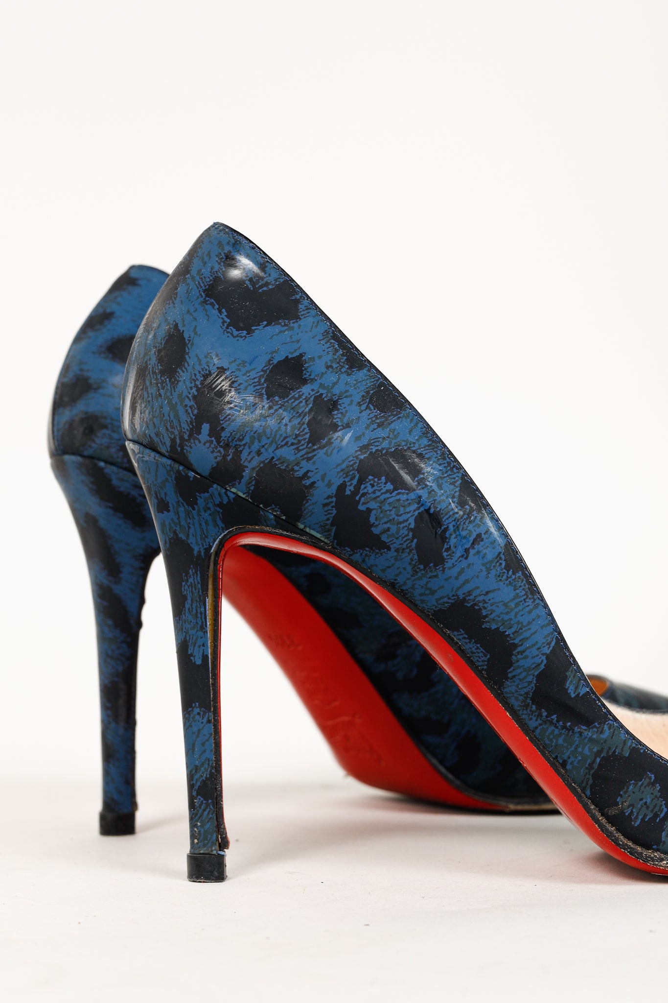 Christian Louboutin Pigalle 100 Black-Blue Patent Leopard Pointed-Toe Pumps