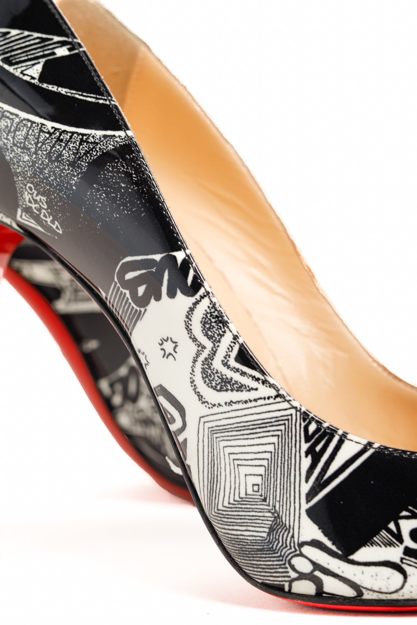 Christian Louboutin Patent Nicograf Pigalle Follies 100 Black White Pumps