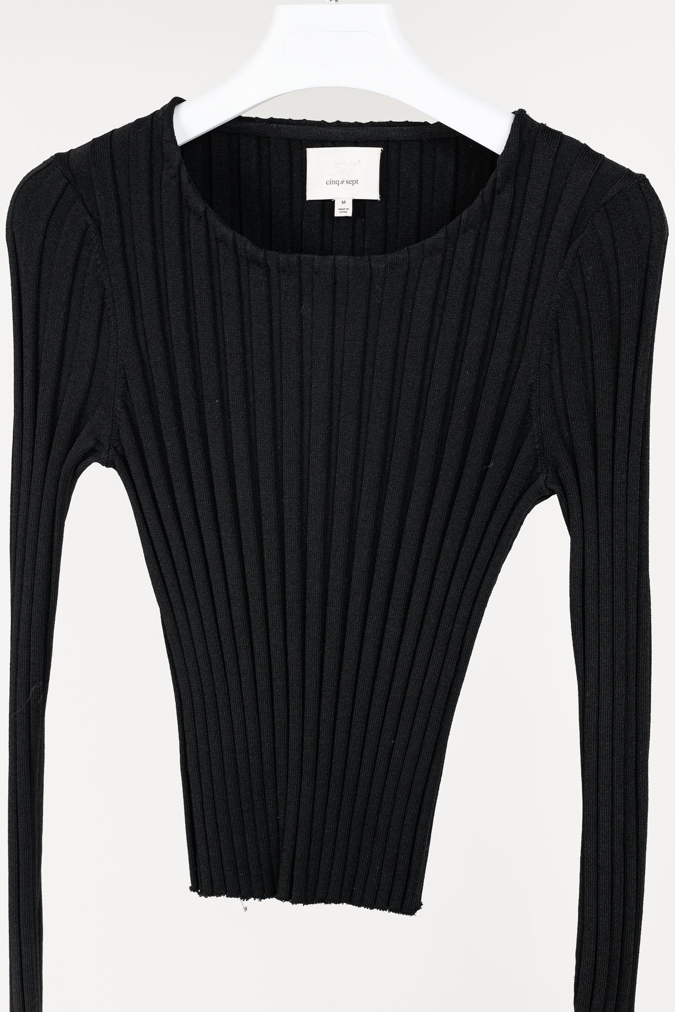 Cinq a Sept Pices Black Wide-Ribbed Knit Long Sleeve Pullover
