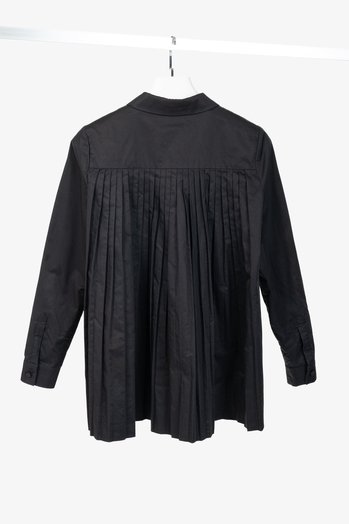 Co SS18 Black Cotton Poplin Pleated-Back Shirt