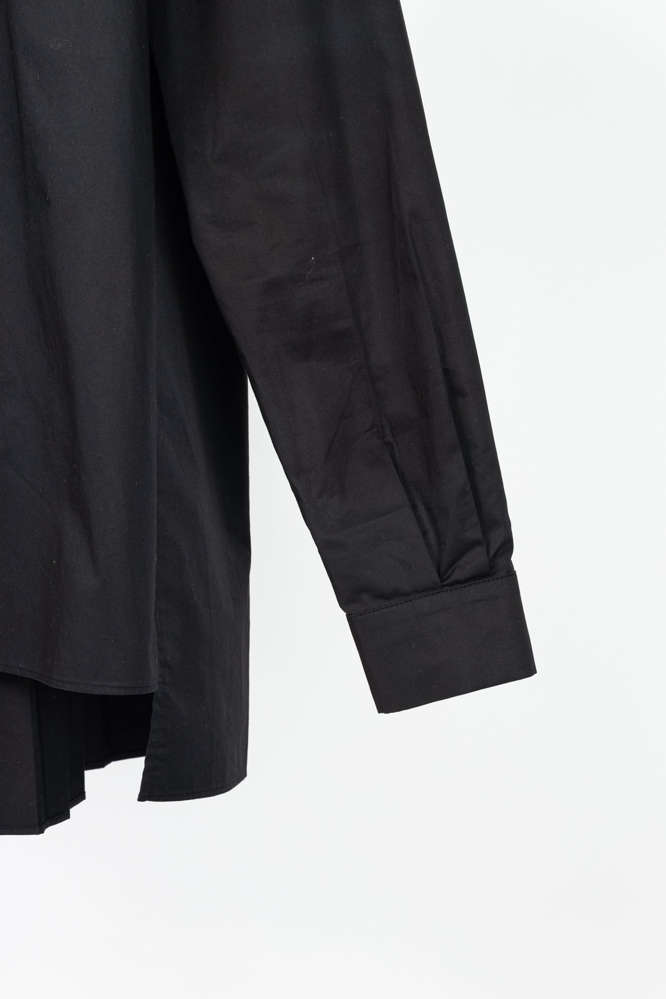 Co SS18 Black Cotton Poplin Pleated-Back Shirt